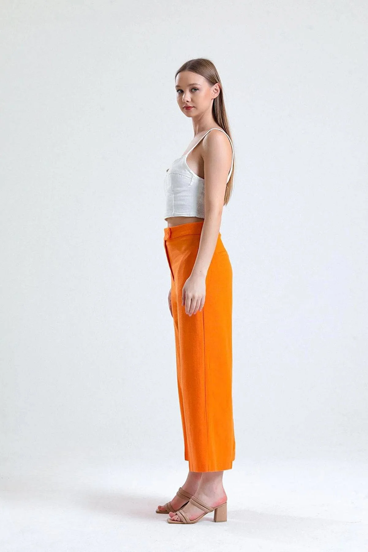 100% Organic Fabric Crop Top - White - Image 4