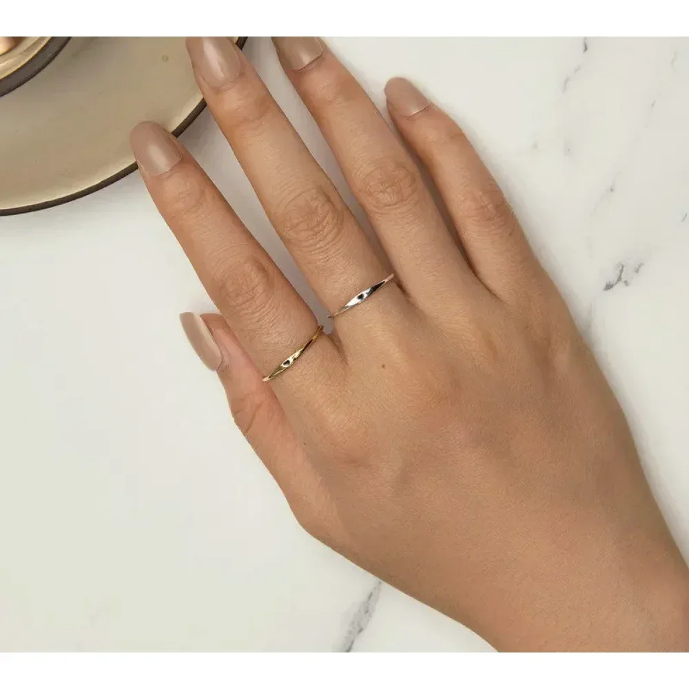 925 Sterling Silver Heart Wedding Band - Symbol Of Love, Stackable Promise Ring In 2 Colors (Size 5-10) - Image 2