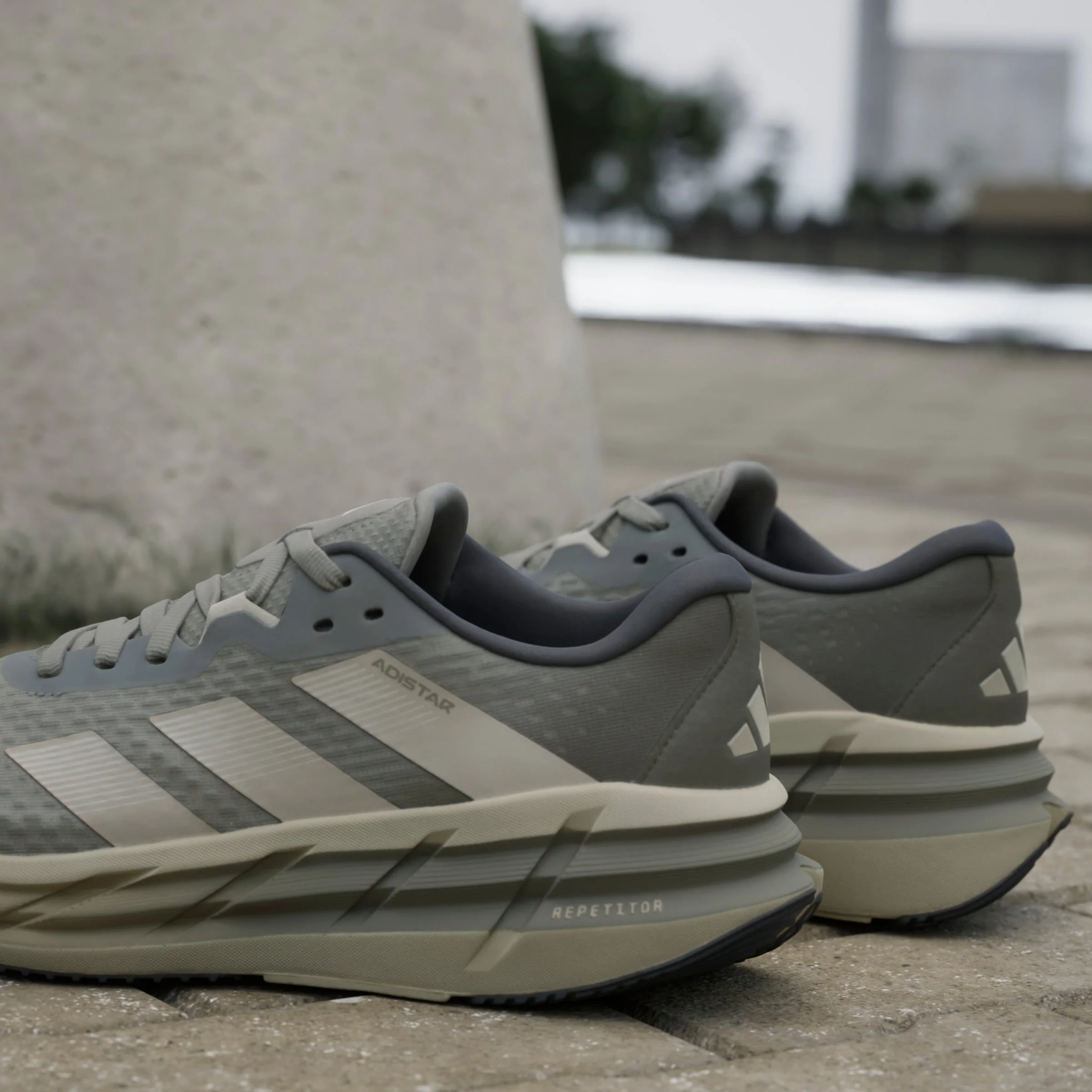 Adidas Adistar 3 - Mens Running Shoes - Image 6