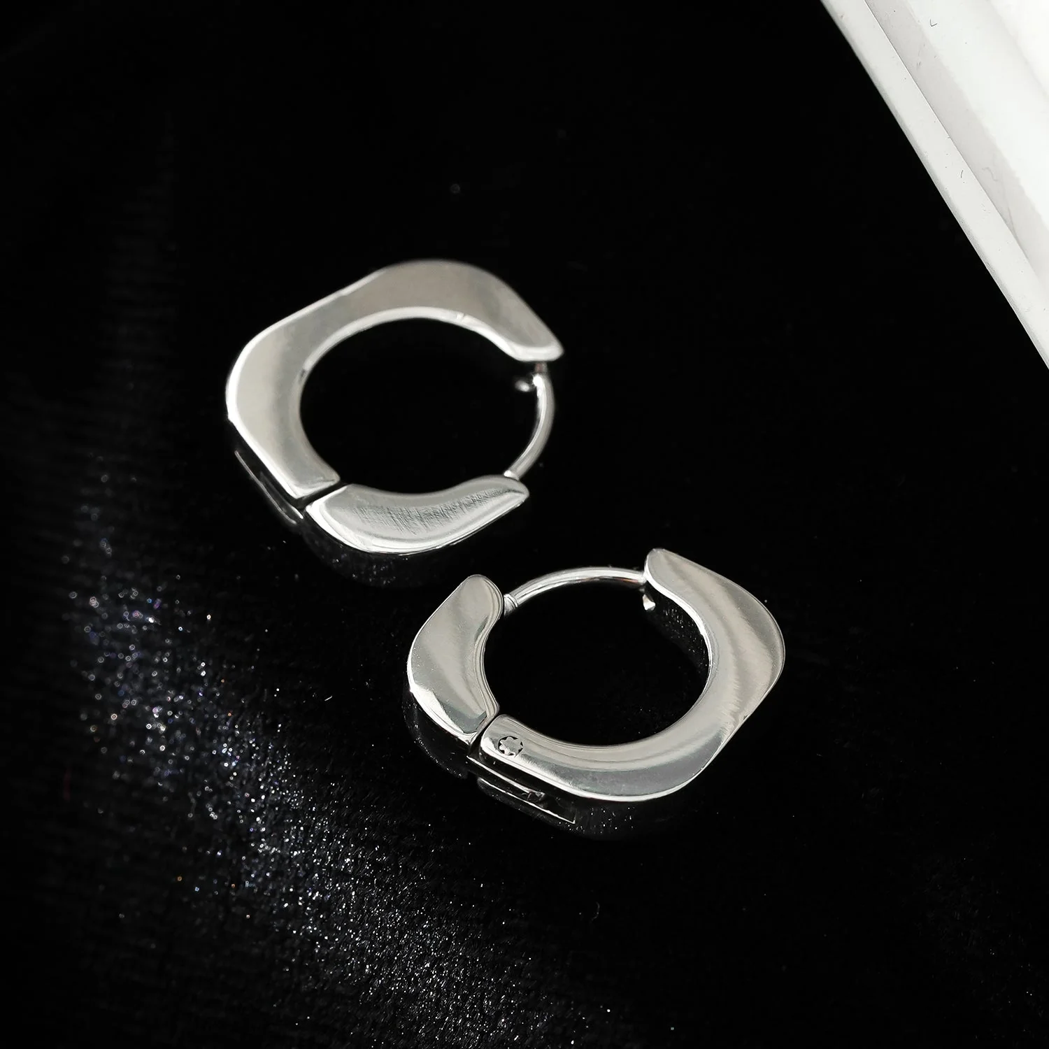 AIRA White Gold (Silver Toned): Industrial Chic-Tiny Rounded Squared Hoop Earrings - Image 3