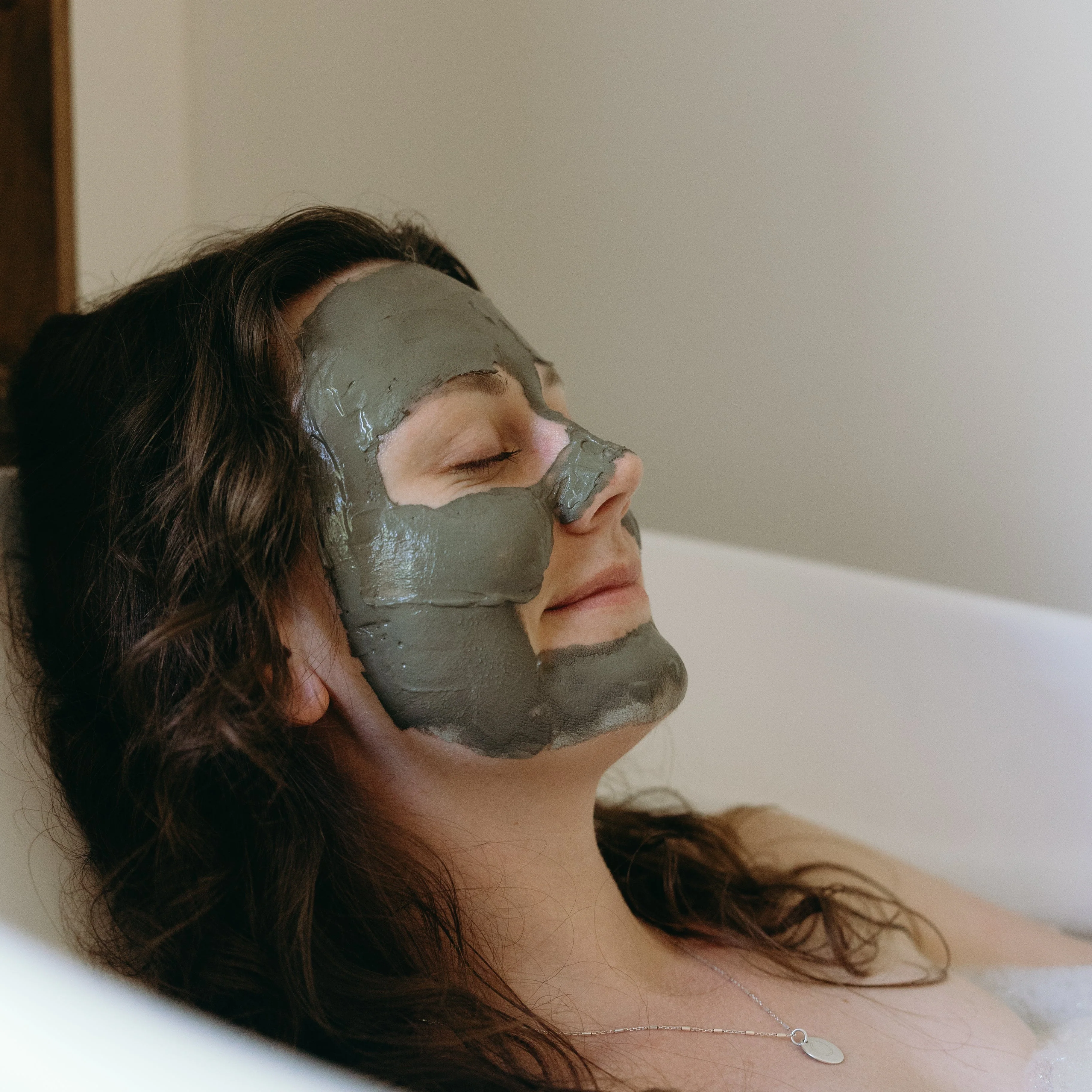 Ancient Mud Facial Mask - Image 3