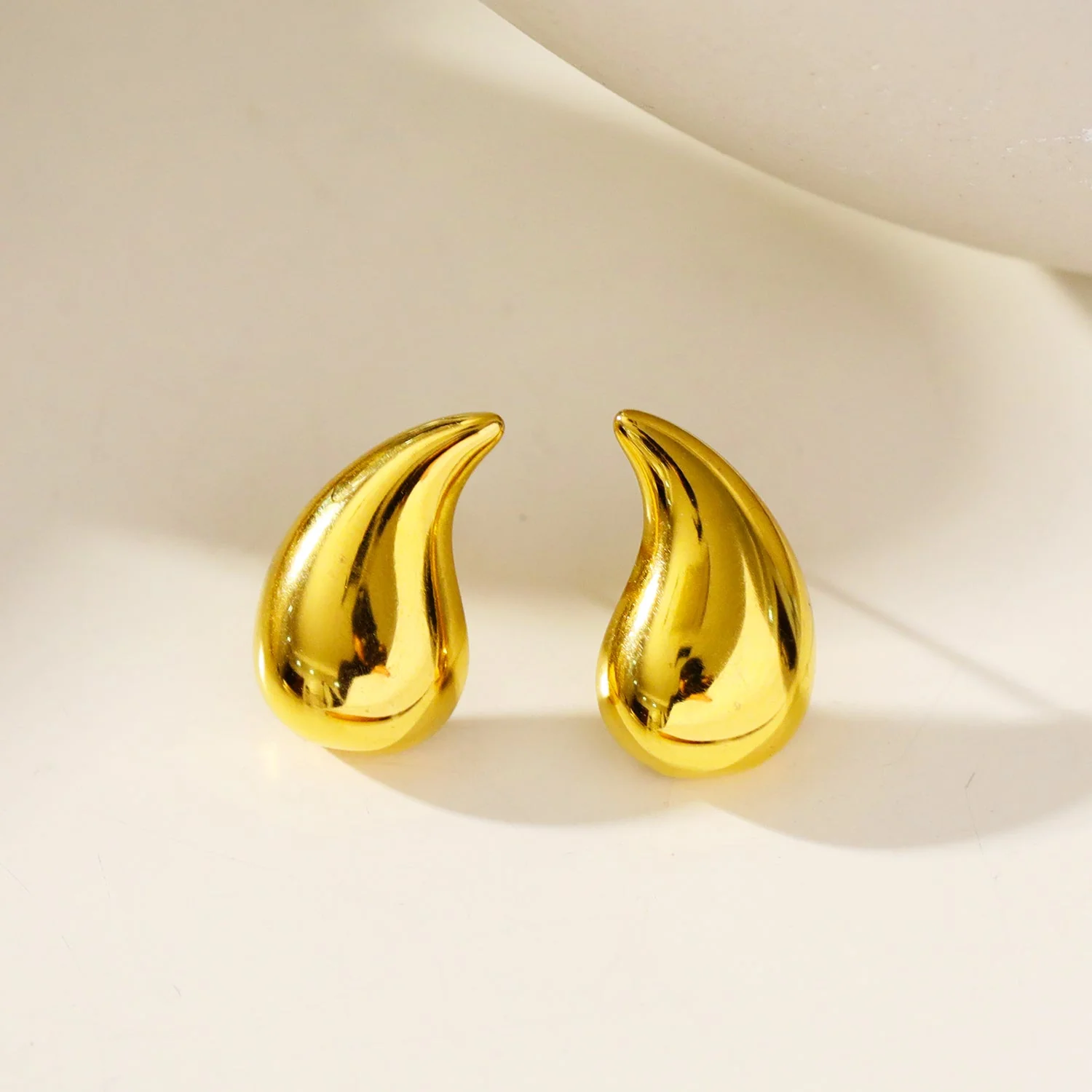 ANNIS: Elegance in Every Drop - Tear-Drop Stud Earrings - Image 2