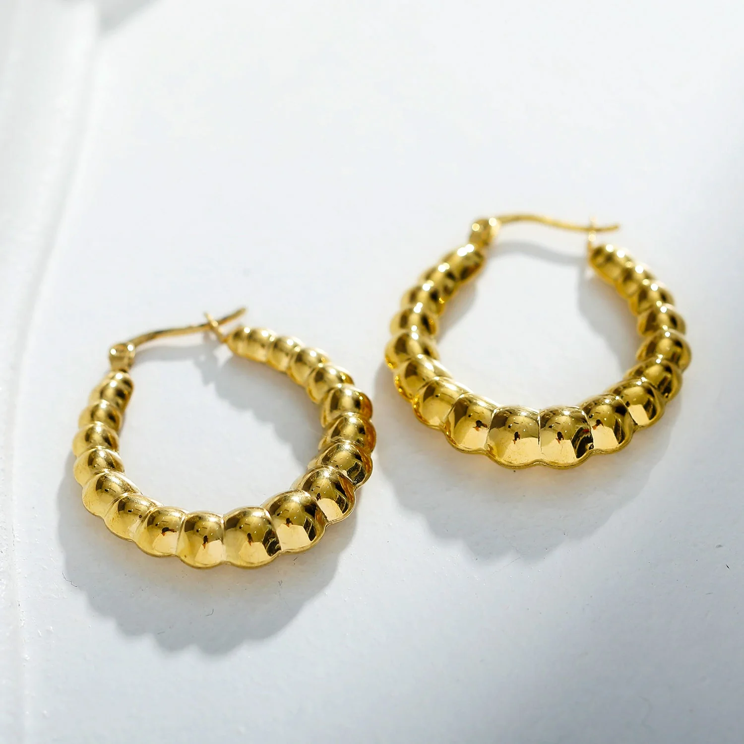 ANYA 72201G Croissant Hoops Gold - Image 6