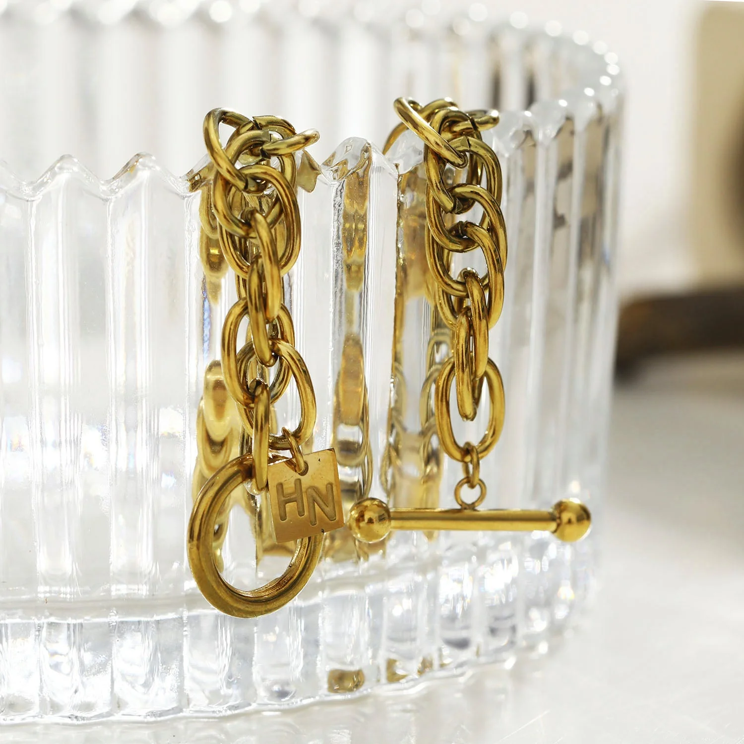 ARDA Gold: Chunky Intricate Multi-Link Bracelet with Circle & T-Stopper - Image 5