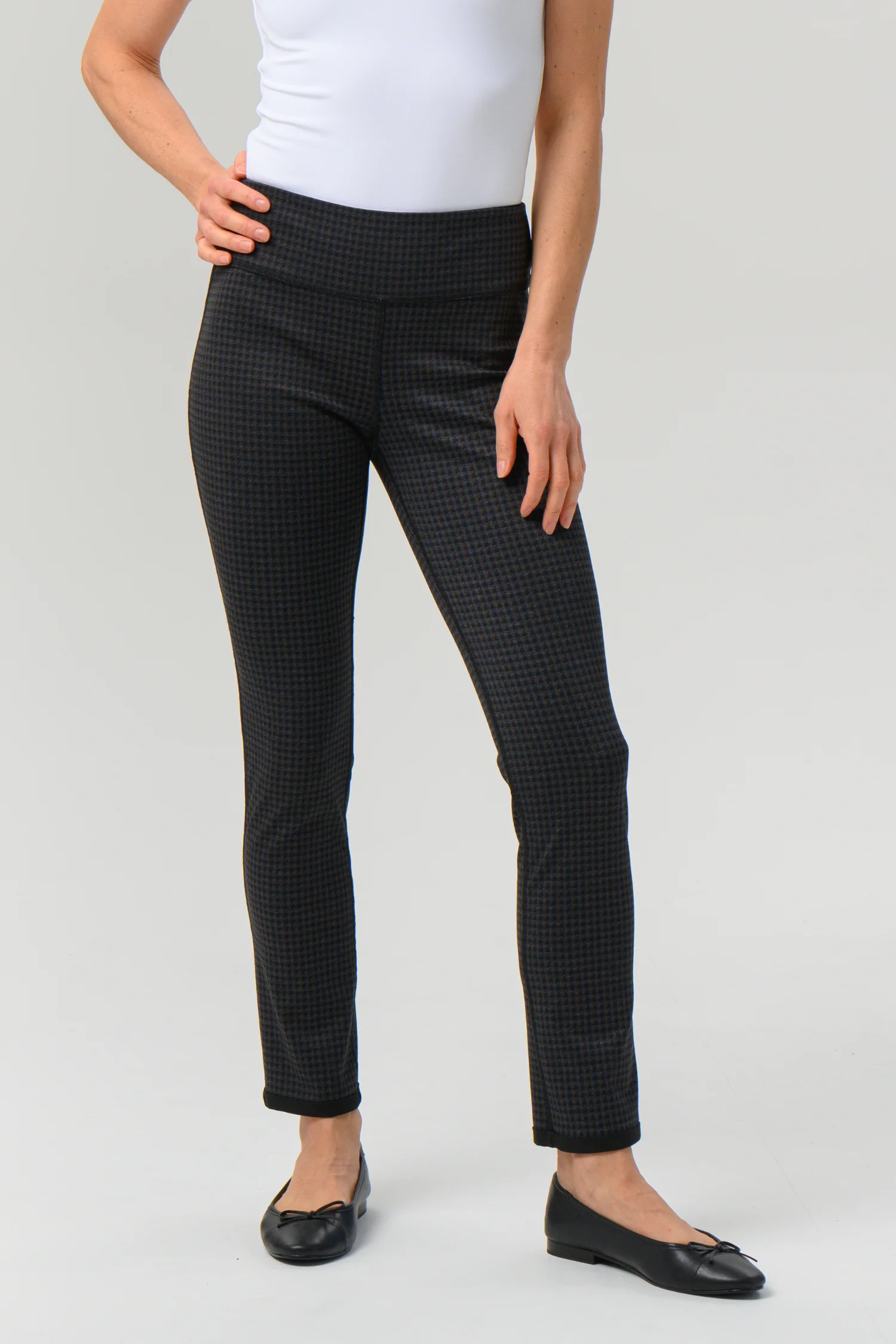 Aro Reversible Travel Pant - Image 2