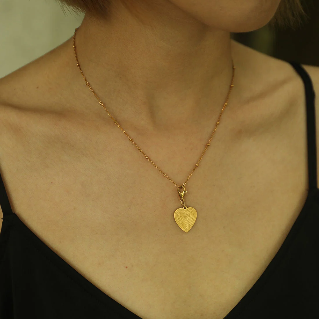 AVERY Charm Necklace Gold - Image 14