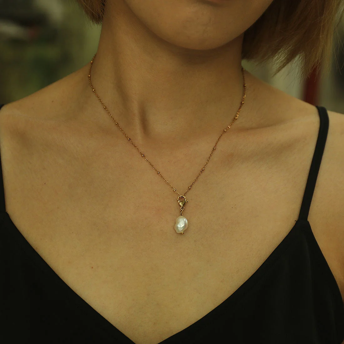 AVERY Charm Necklace Gold - Image 17