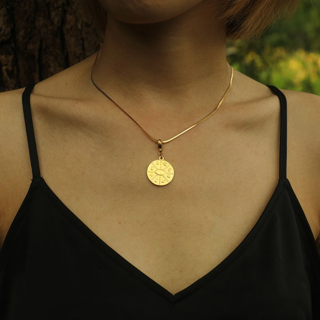 AVERY Charm Necklace Gold - Image 36