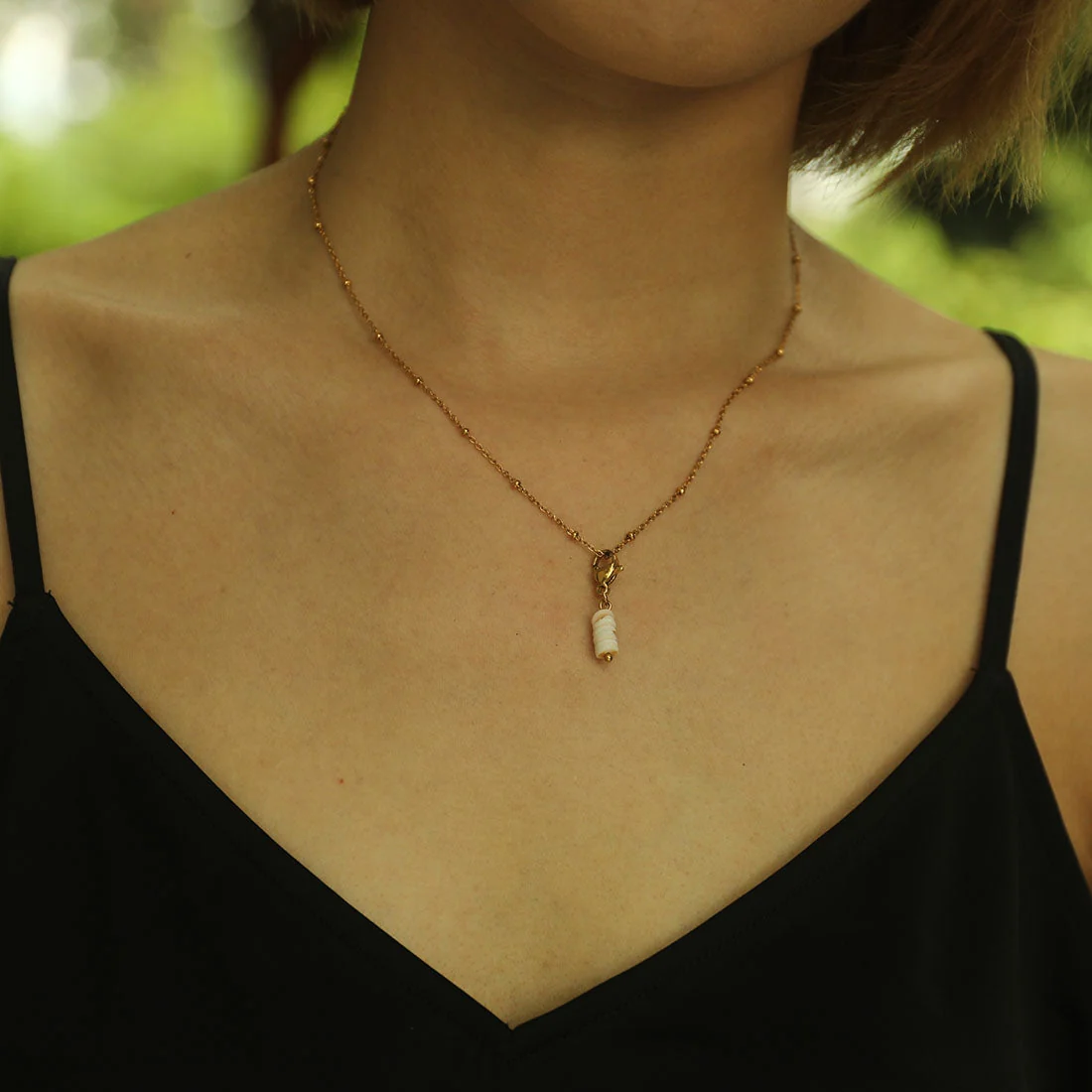 AVERY Charm Necklace Gold - Image 37