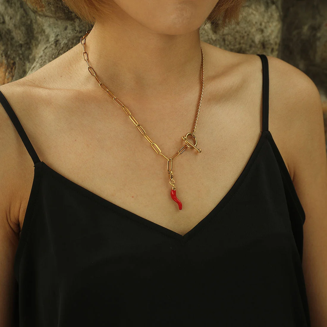 AVERY Charm Necklace Gold - Image 38