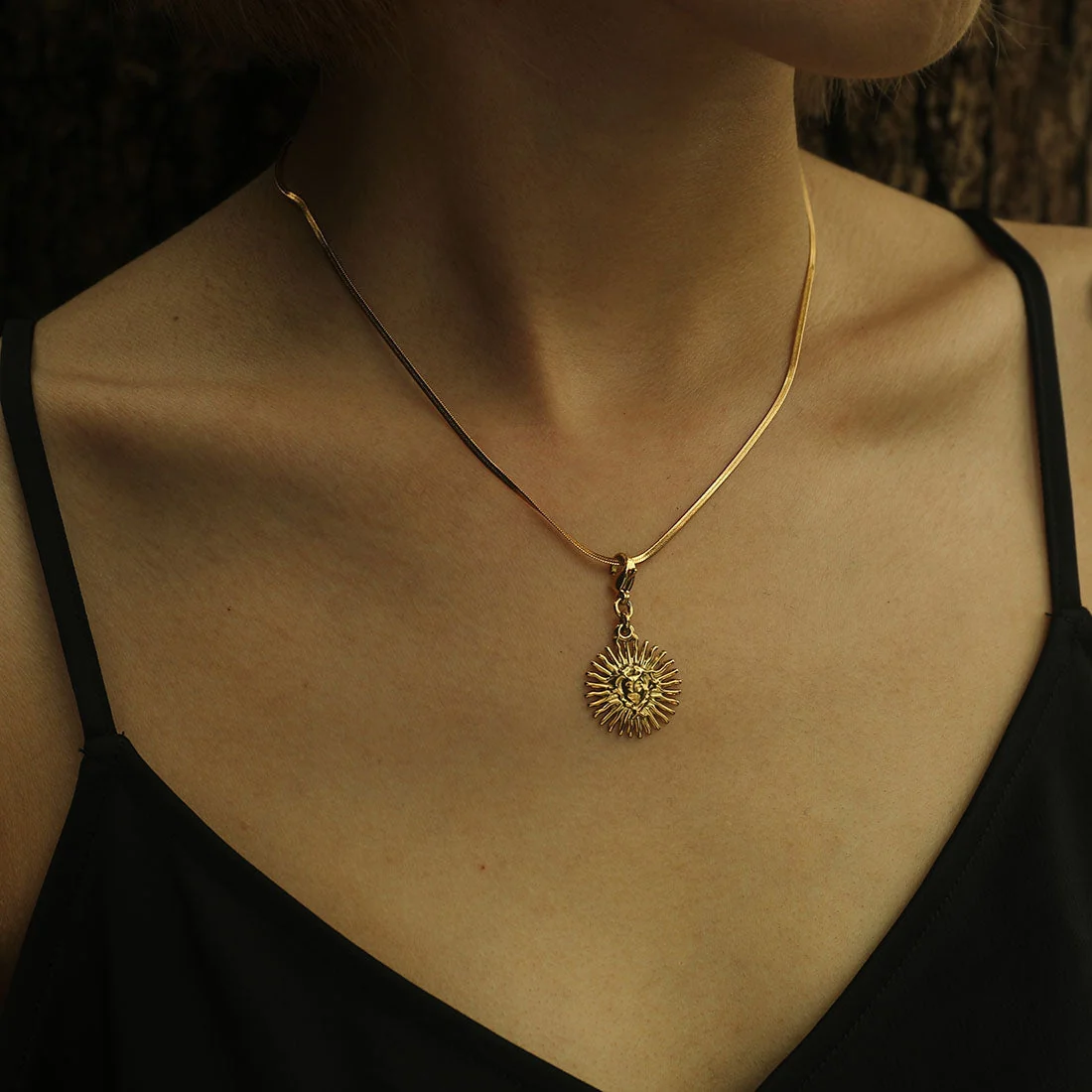 AVERY Charm Necklace Gold - Image 41