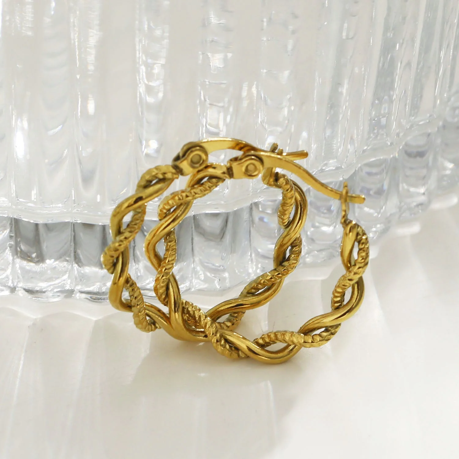 BARBARA Gold: Contrast Textured Twisted Rope Hoop Earrings - Image 10