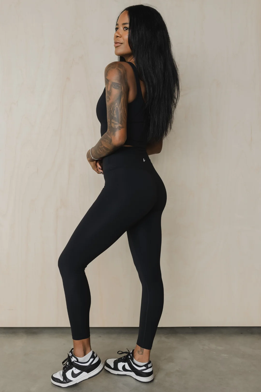 Barely There Pant 2.0 (25") - Image 23