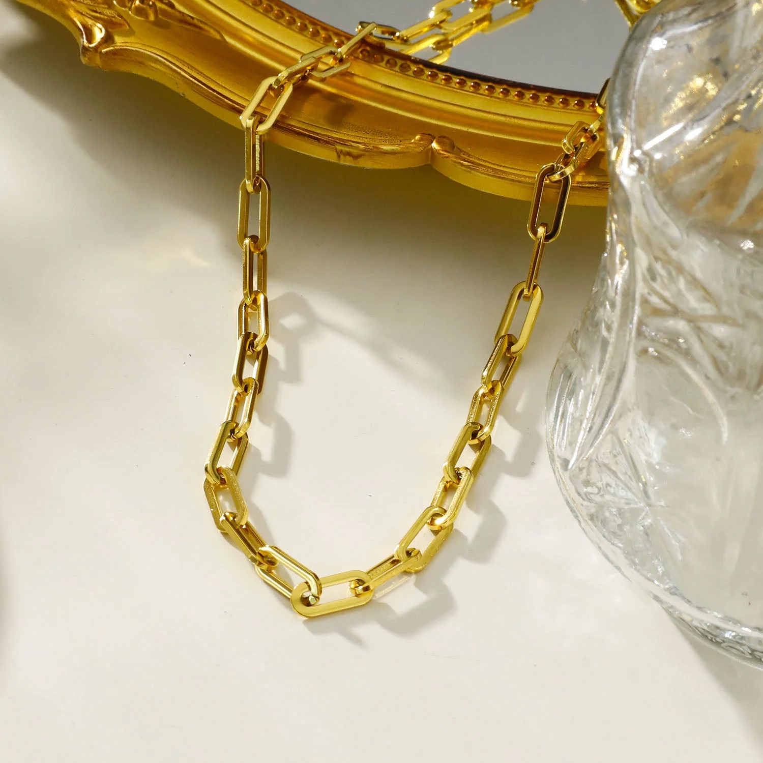 BAYSWATER 22": Contemporary Paper Clip Gold Chain Necklace - Image 4