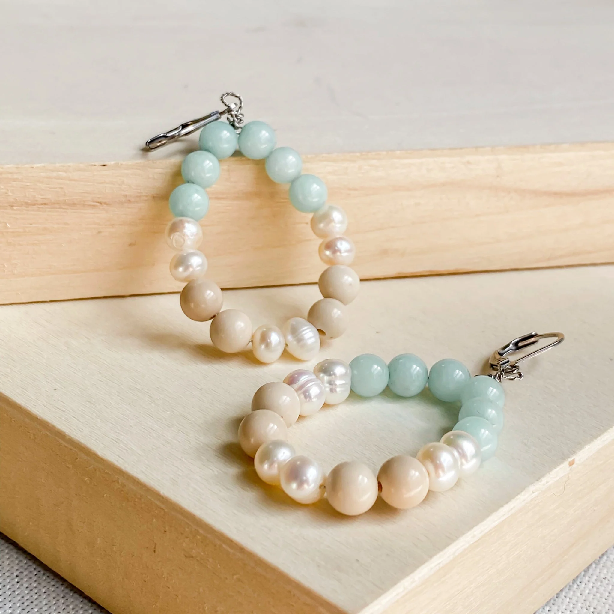Boucles d’oreilles en amazonite et perles d’eau douce | CALANQUES - Image 5