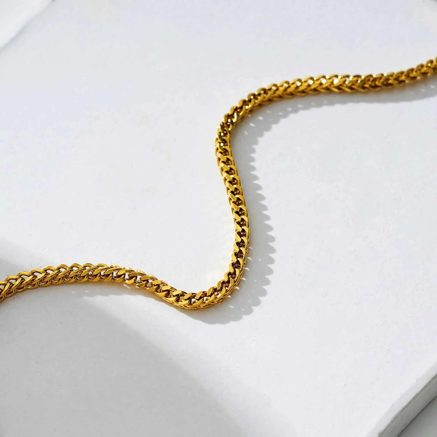 BRIELLA LG: Cuban Link Chain Gold Anklet - Image 5
