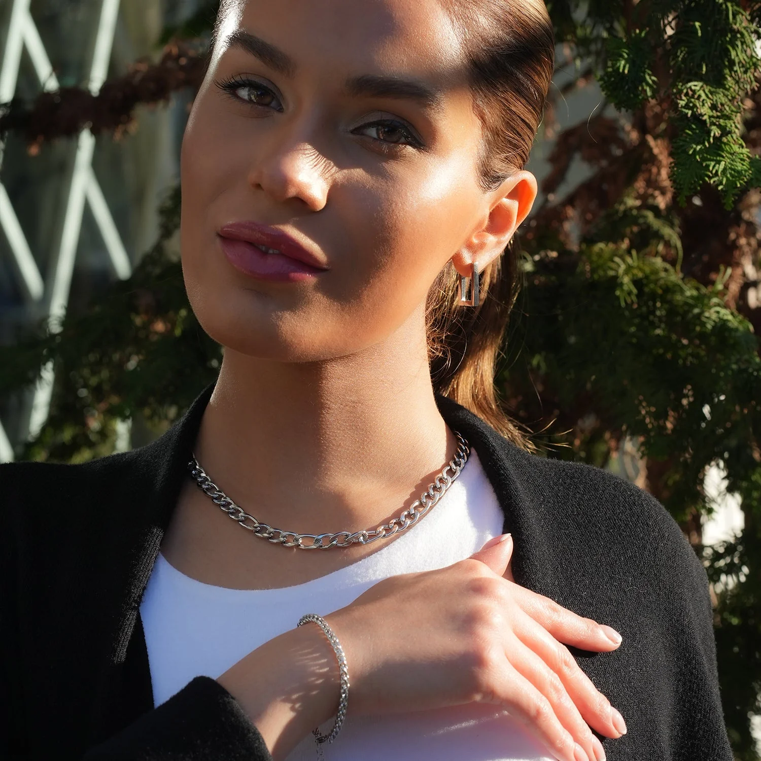 BROMLEY: Cuban-Link Statement Chain Necklace in Silver for Women or Men - Image 11