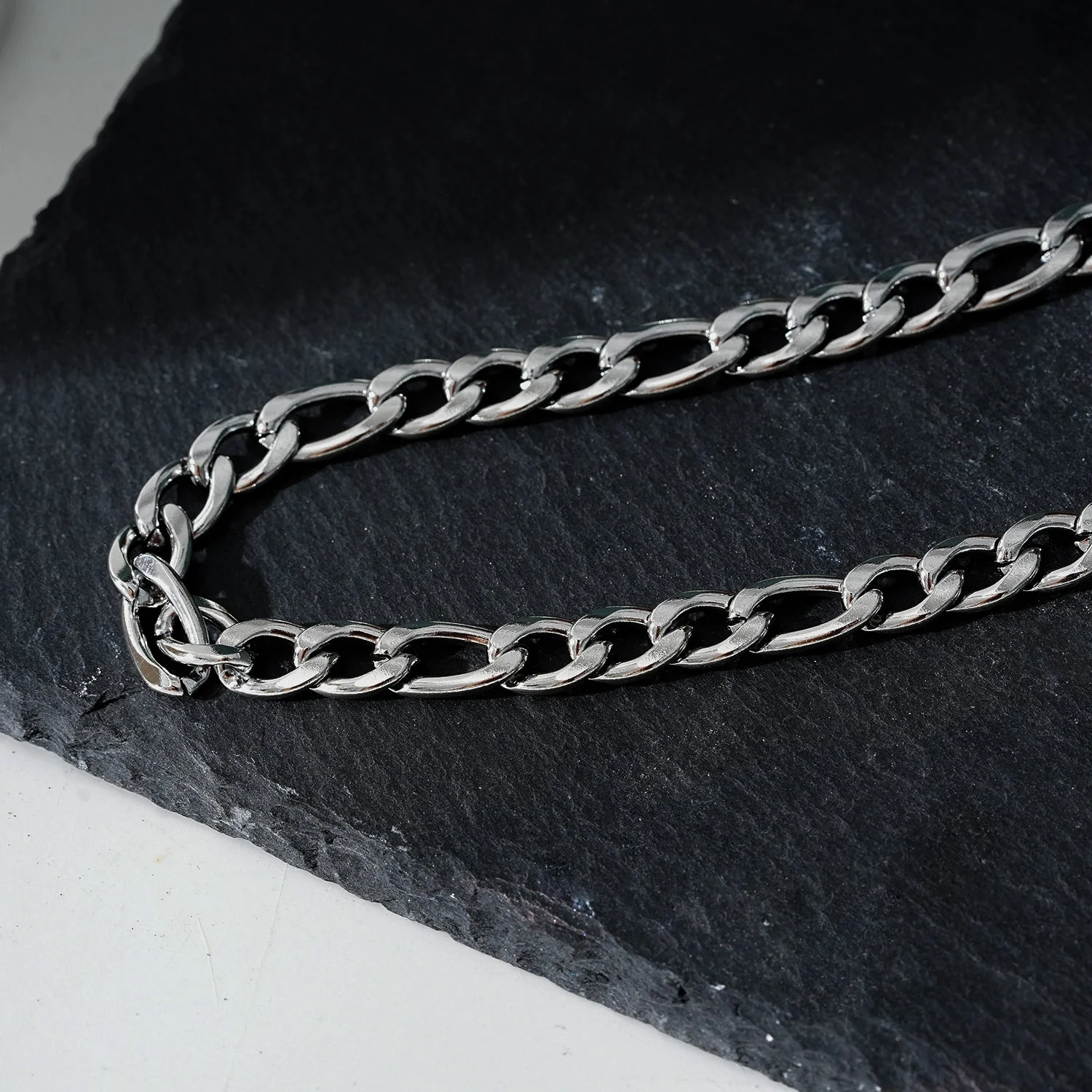 BROMLEY: Cuban-Link Statement Chain Necklace in Silver for Women or Men - Image 5