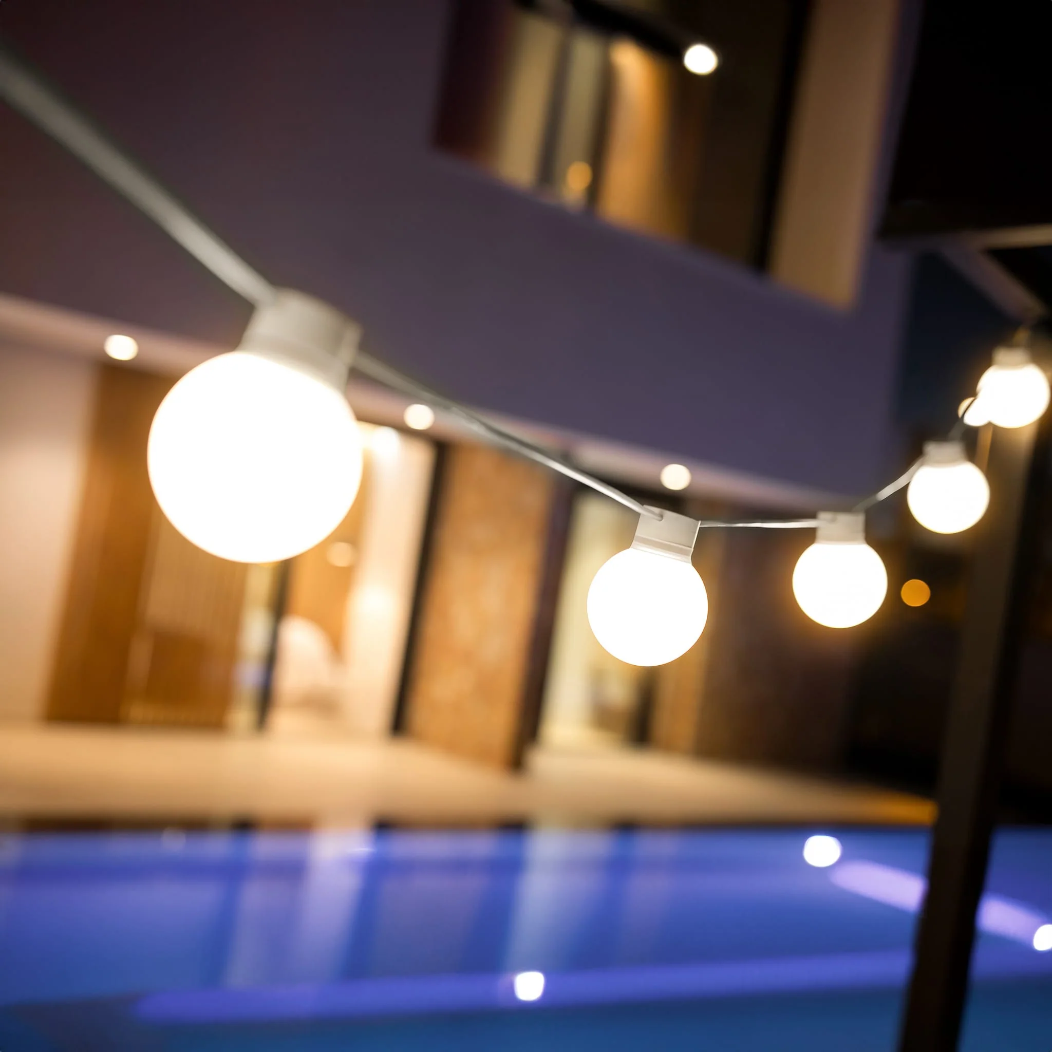 Bruna<br> Solar-charged Garland - Image 2