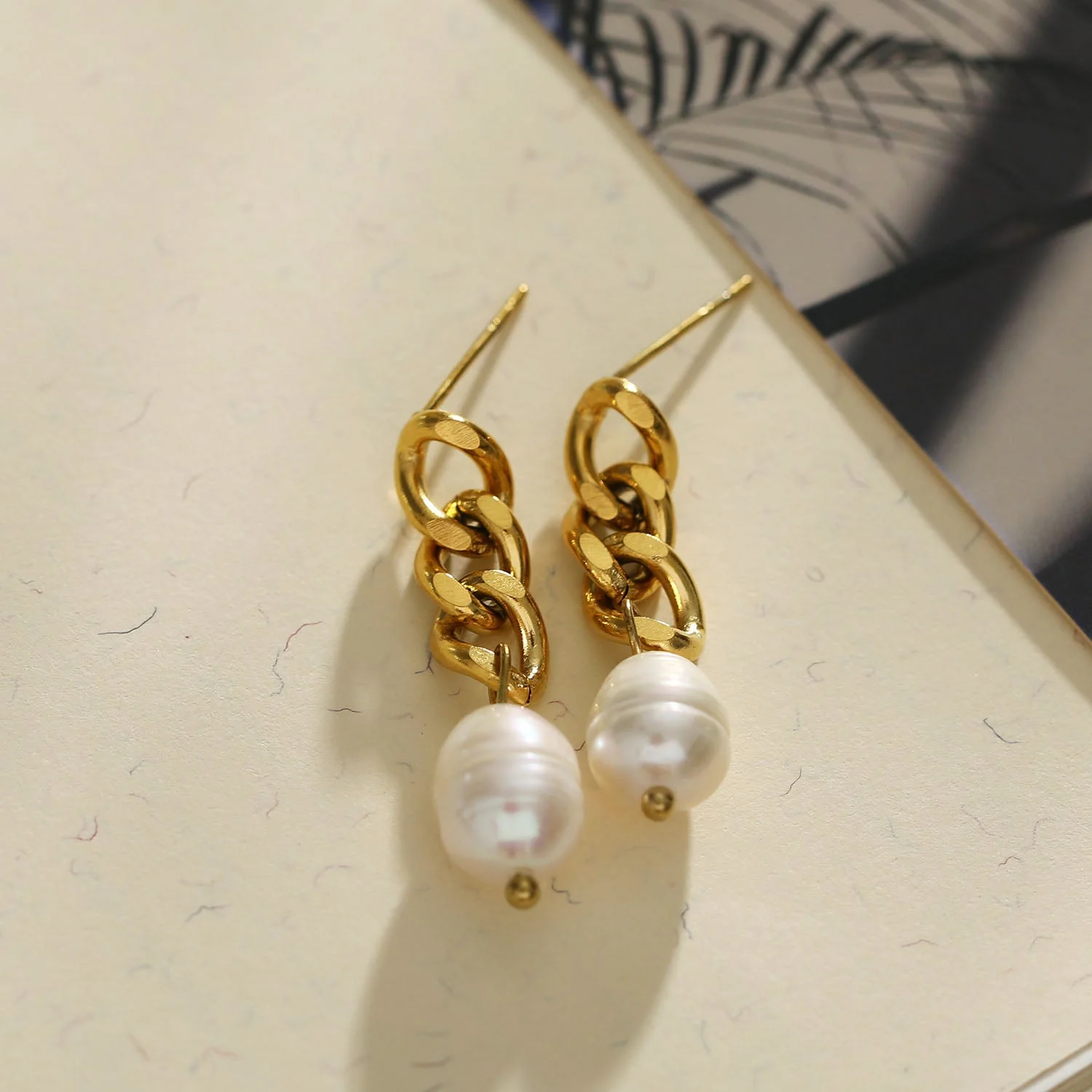 CATH Natural Freshwater Pearl Linked Drop Earrings - Image 8