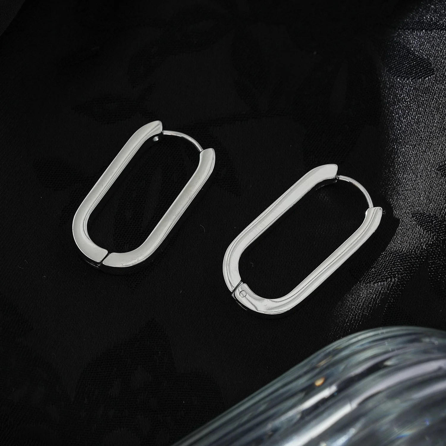 CHANDA White Gold (Silver Toned): Rounded Corners Rectangular Hoop Earrings - Image 5