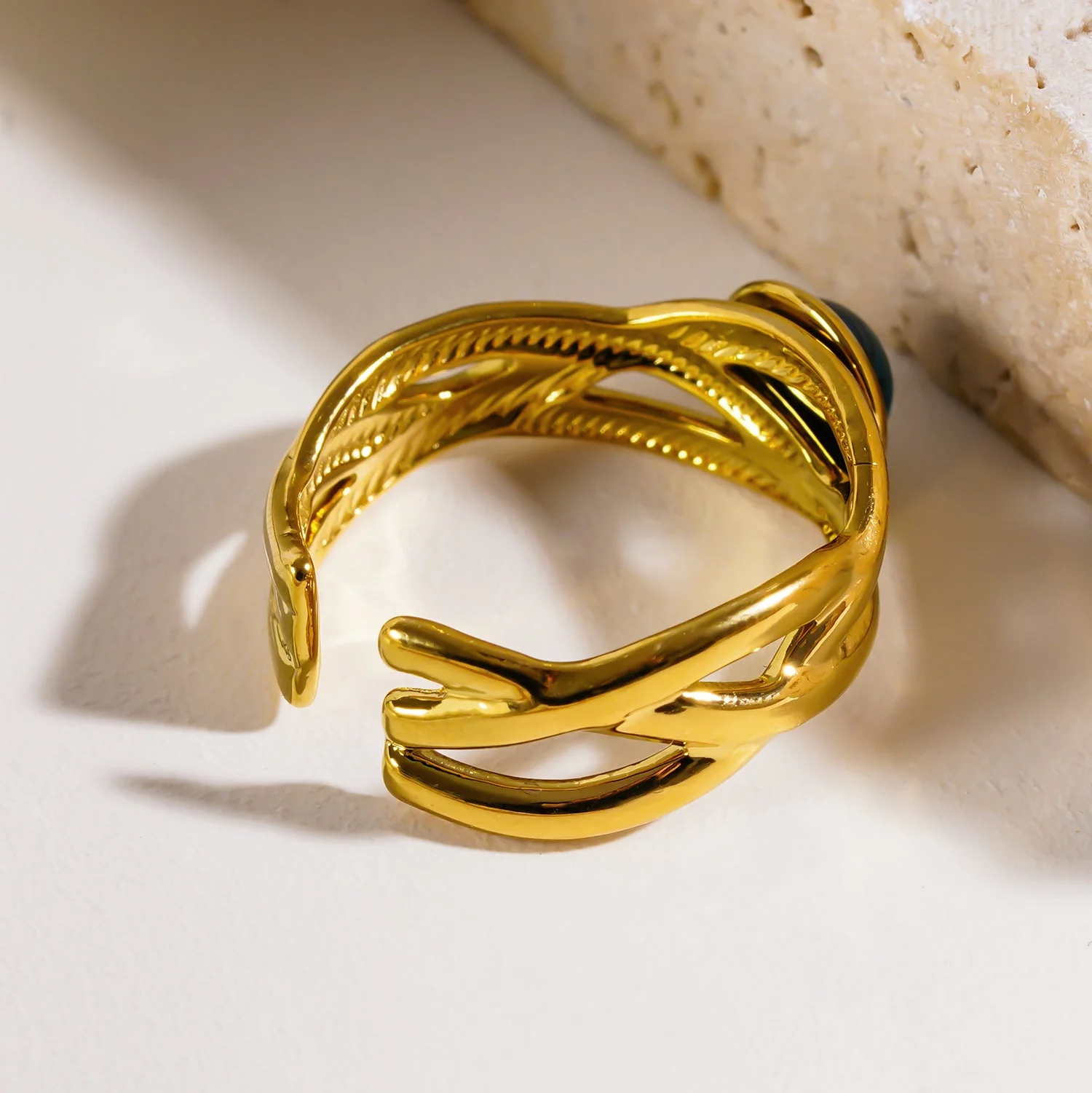 CHESA: Twisted Stacked Ring with Natural Stone Centre Piece. - Image 4