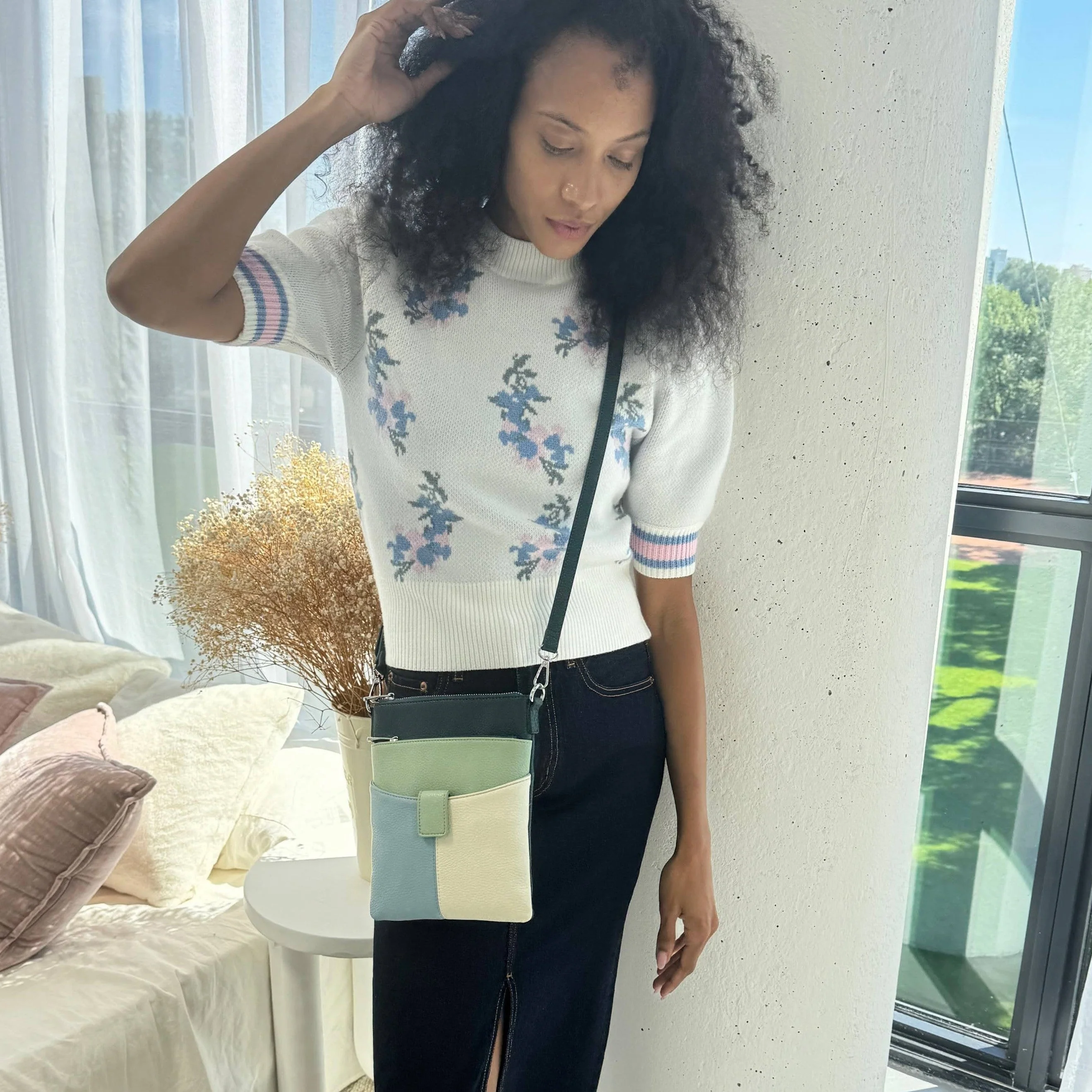 Cindy Crossbody Bag - Image 2