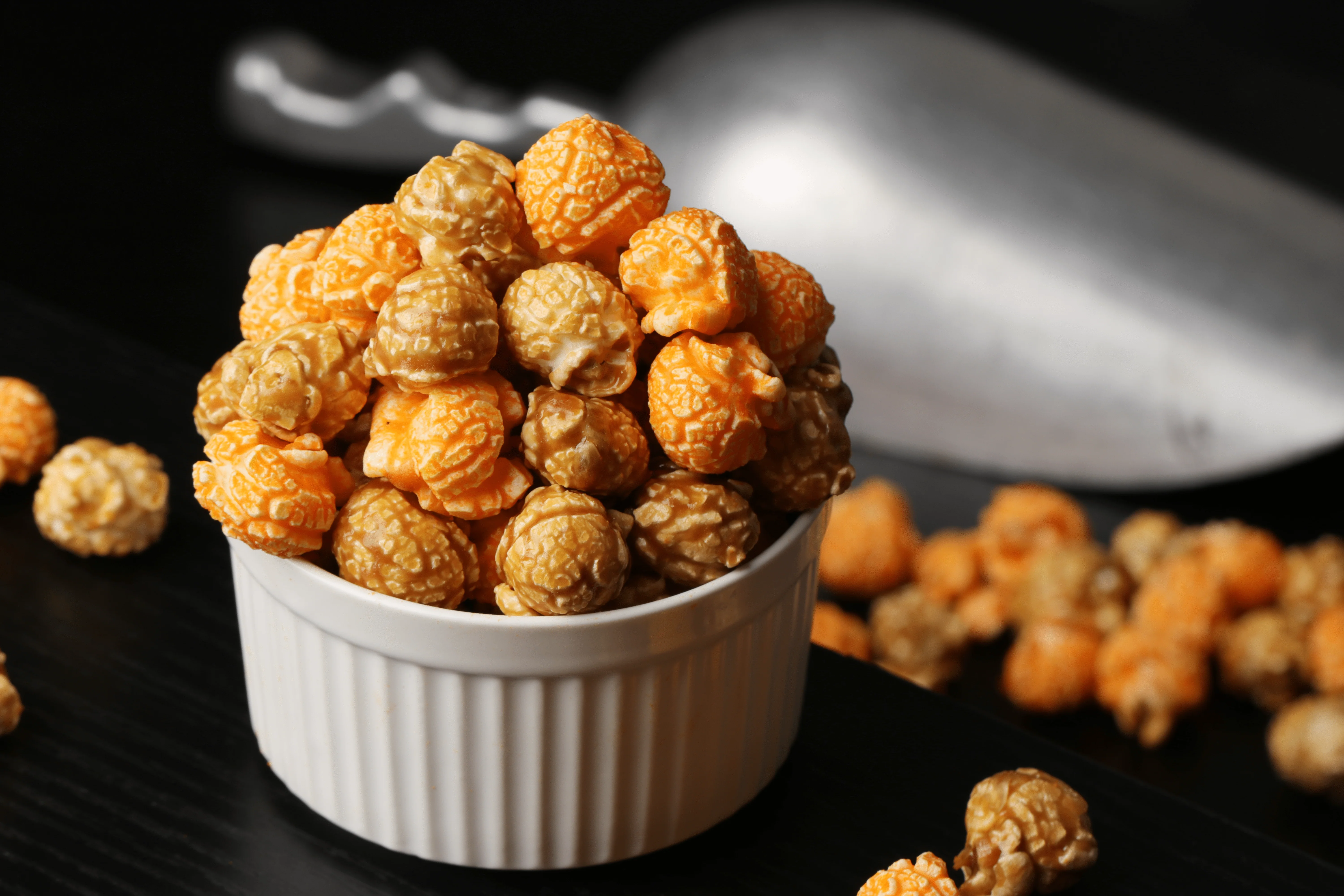 Classic Caramel and Cheddar Popcorn Mix - Image 2