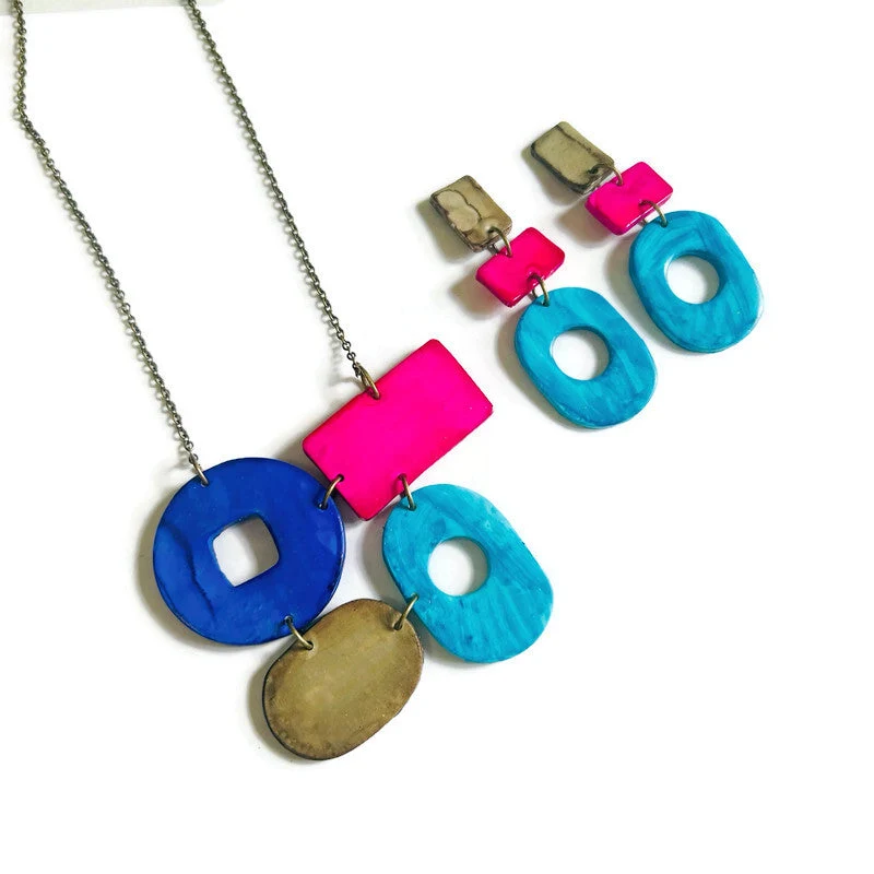 Colorful Geometric Necklace Handmade - Image 3