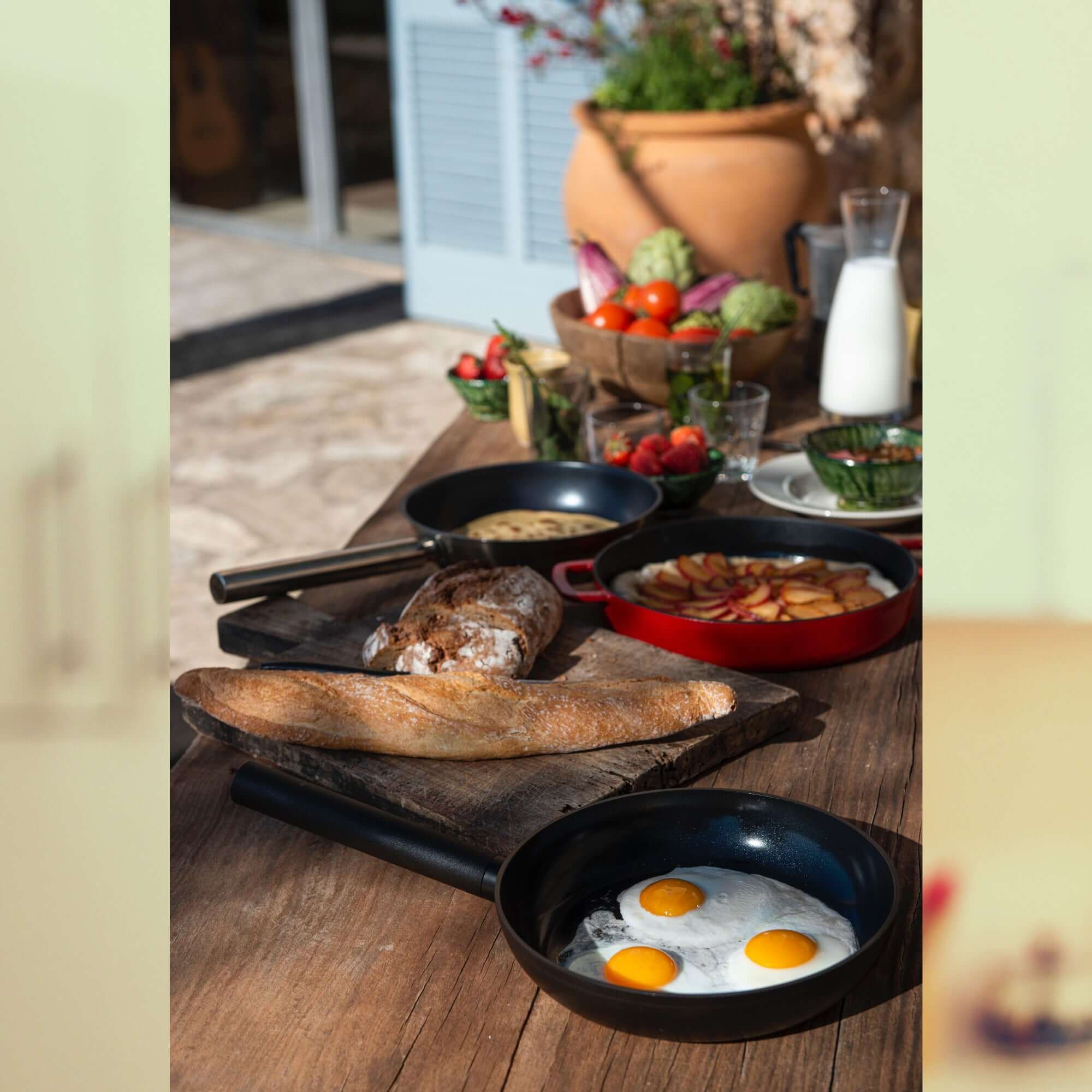 COMBEKK - Ceramic Aluminium FRY PAN 28CM BLACK - Image 9