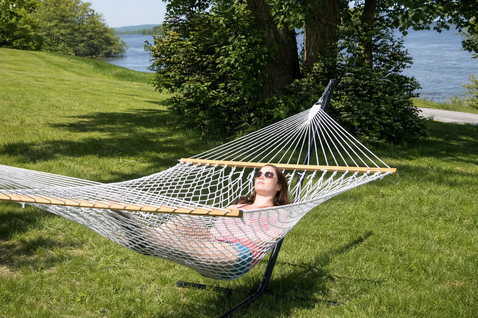 Cotton Rope Hammock with 3-Beam Stand - Image 4