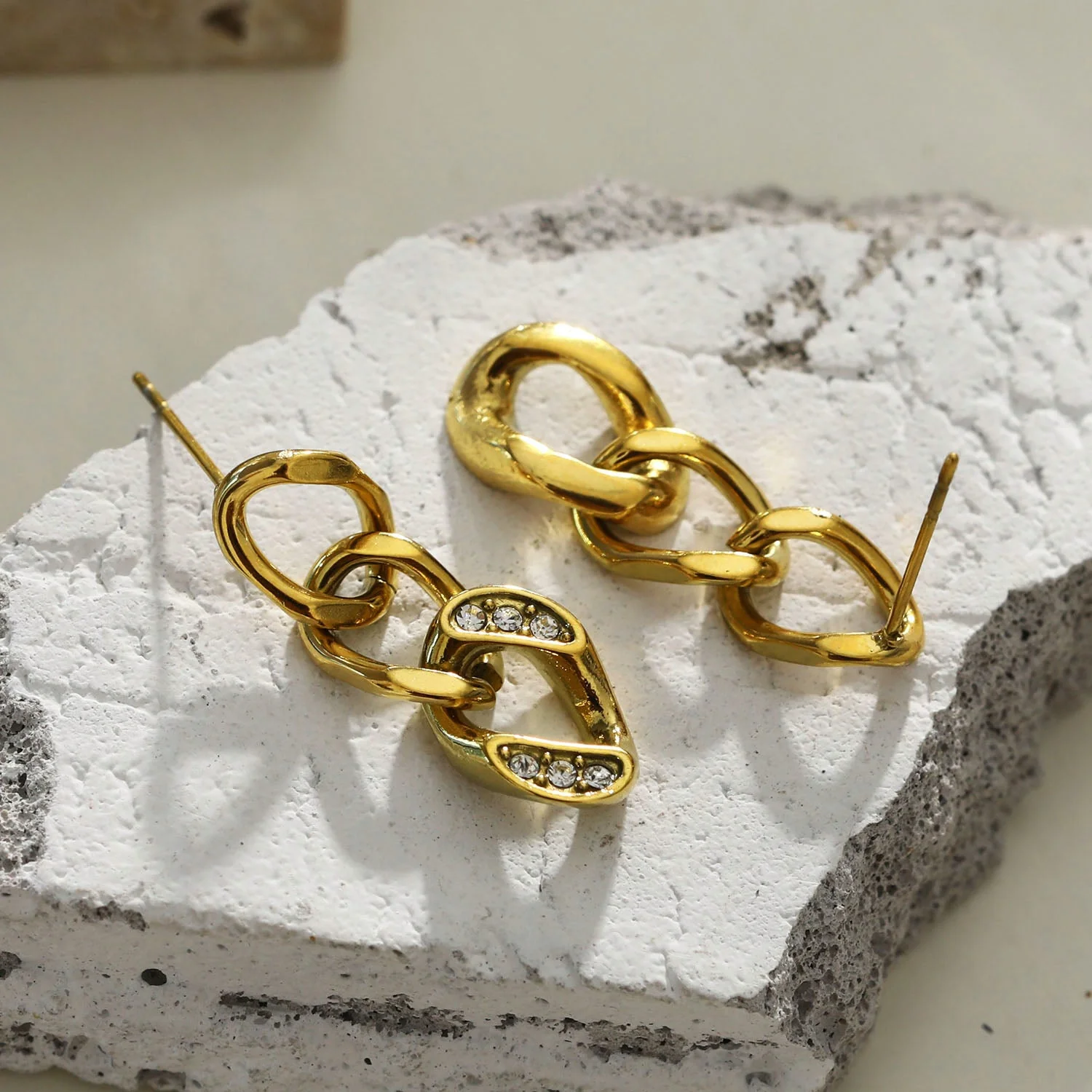 CUBA Cuban-Link Chain Zirconia Drop Earrings - Image 8