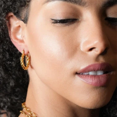 DAVANIA Texture Swirl Hoop Gold Earrings - Image 4