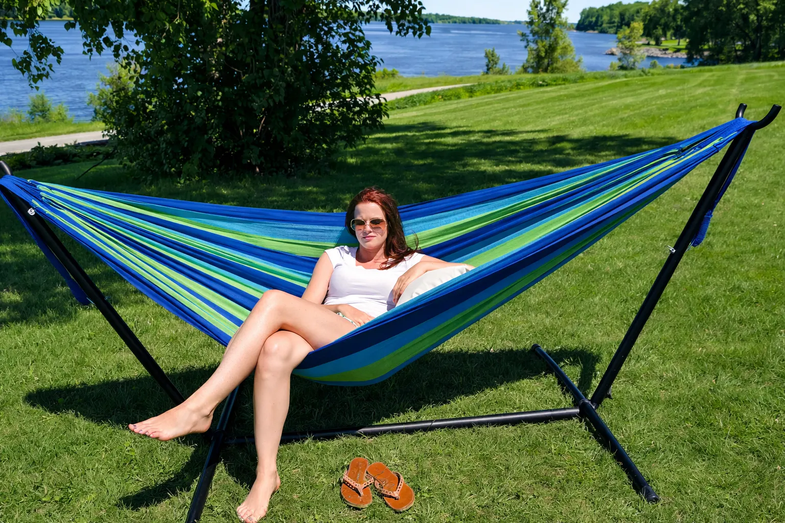 Deluxe Brazilian Double Hammock with Universal Stand - Image 3