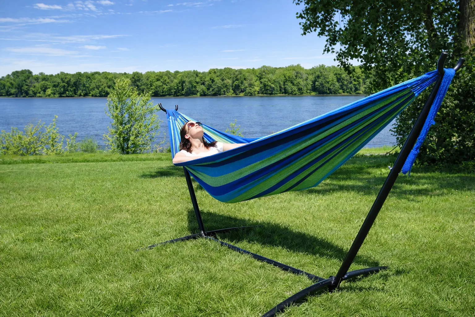Deluxe Brazilian Double Hammock with Universal Stand - Image 4