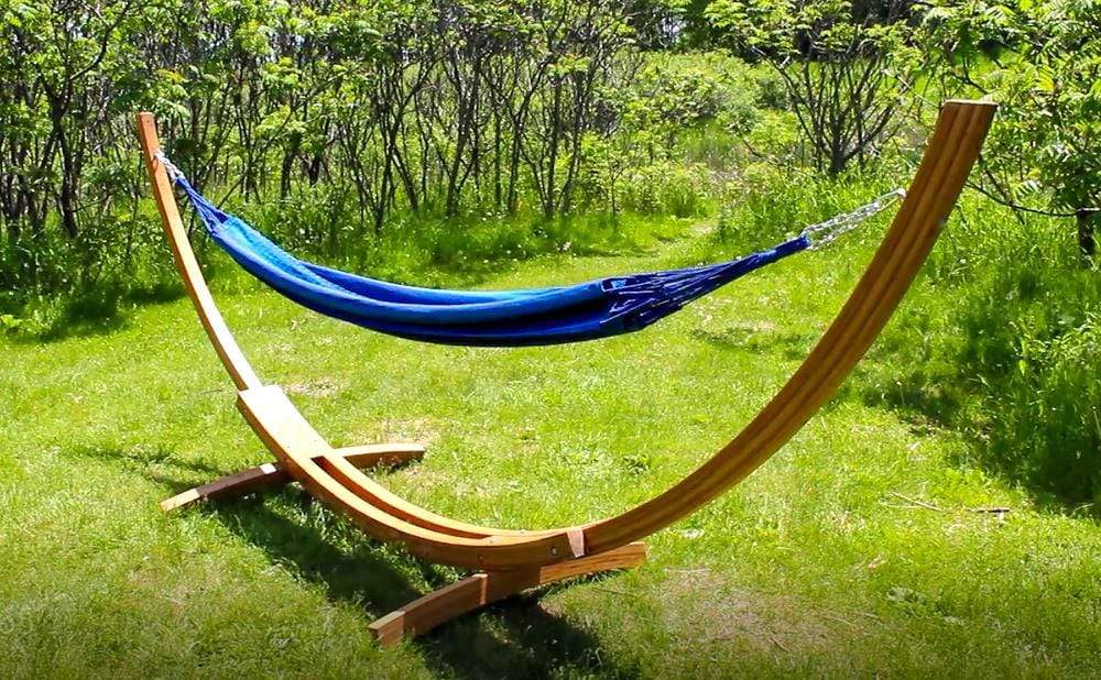 Deluxe Brazilian Style Double Hammock with Bamboo Stand - Image 5