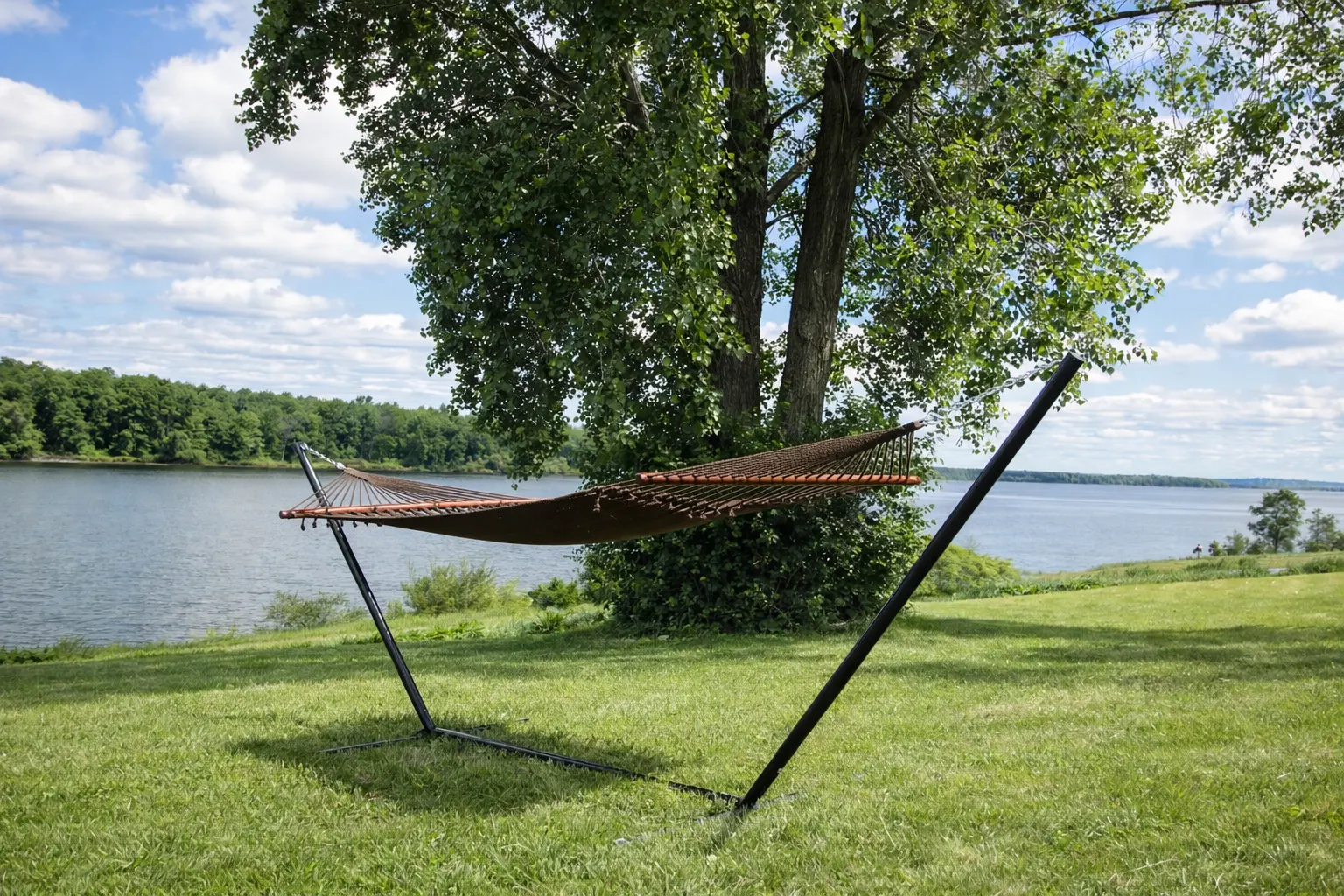 Deluxe Polyester Rope Hammock with 3-Beam Stand - Image 7