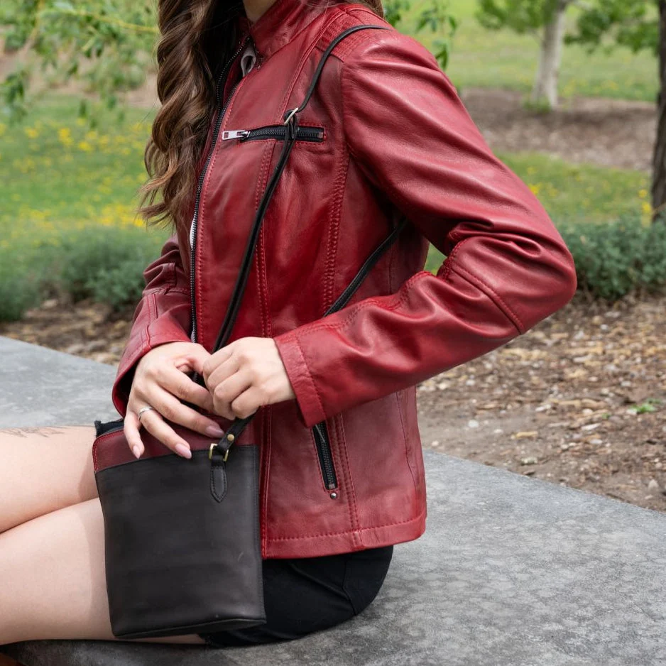 Derek Alexander Adjustable Crossbody Bag with Wide-Zip Main Compartment - Image 4