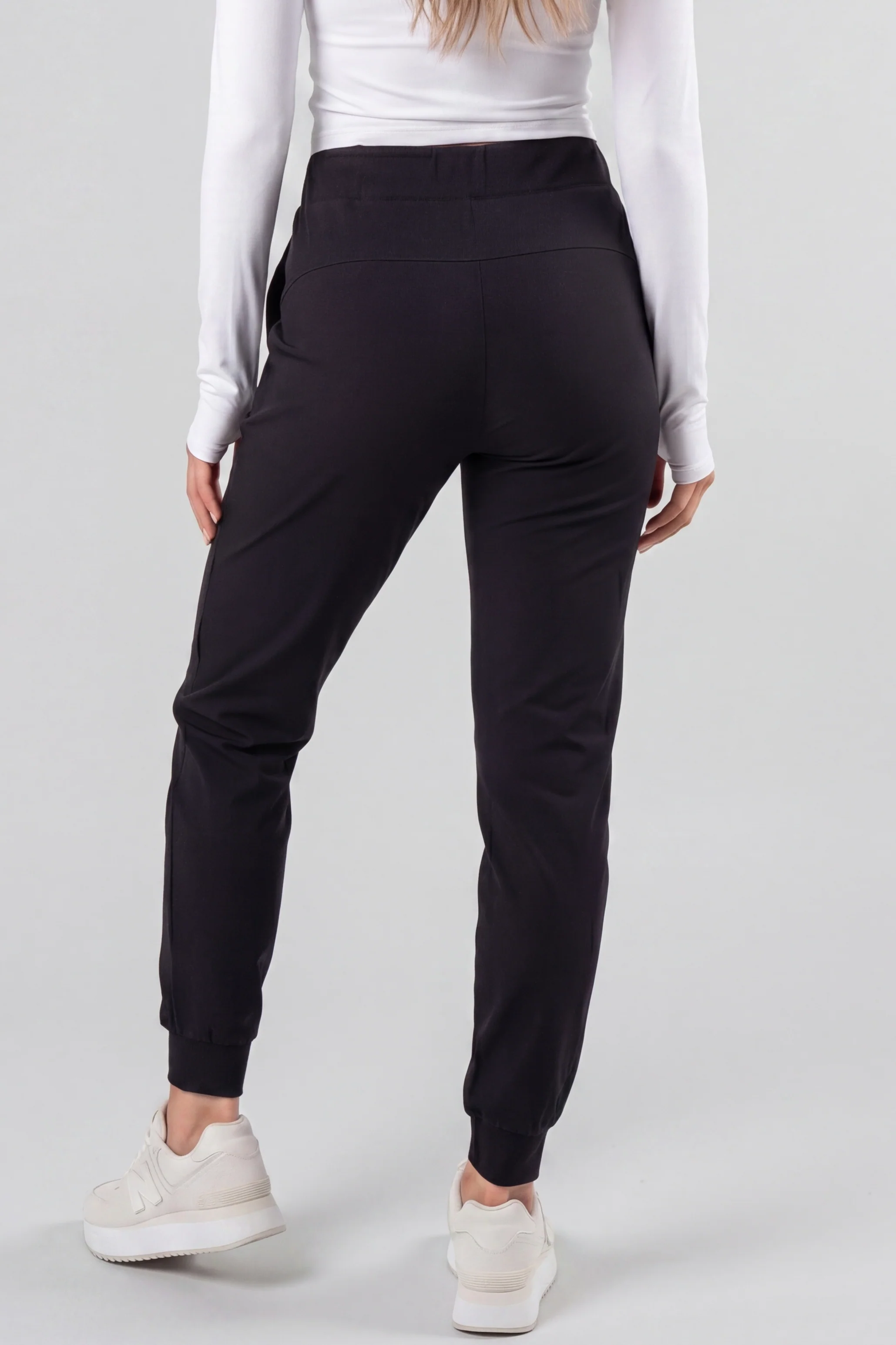 Downtown Jogger - Image 26