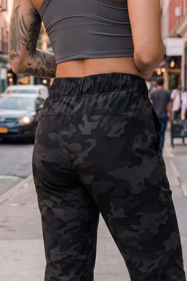 Downtown Jogger - Image 36