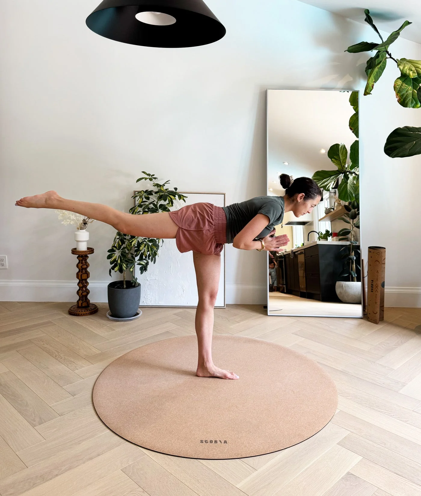 Essential Round Cork Yoga Mat | Multi-use | 53" dia - Image 7