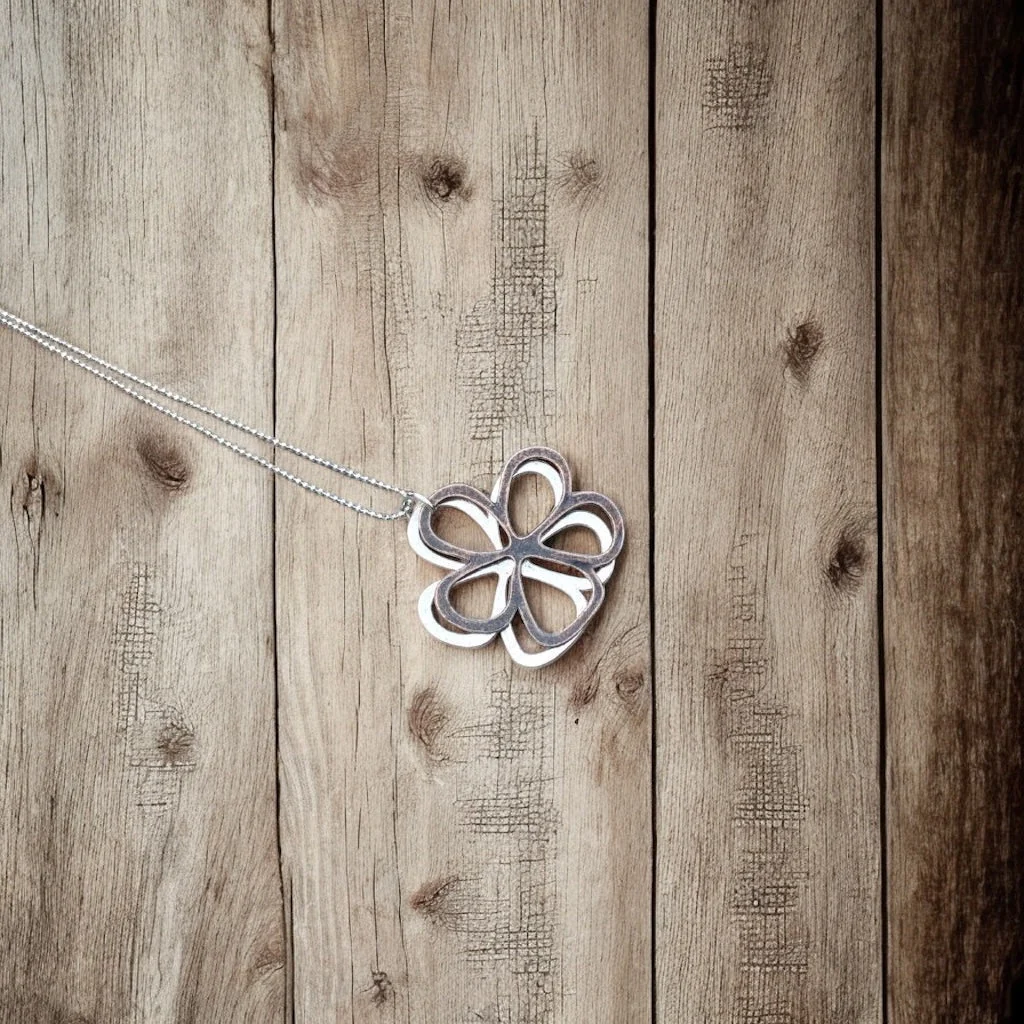 Flower Pendant Necklace - Image 3