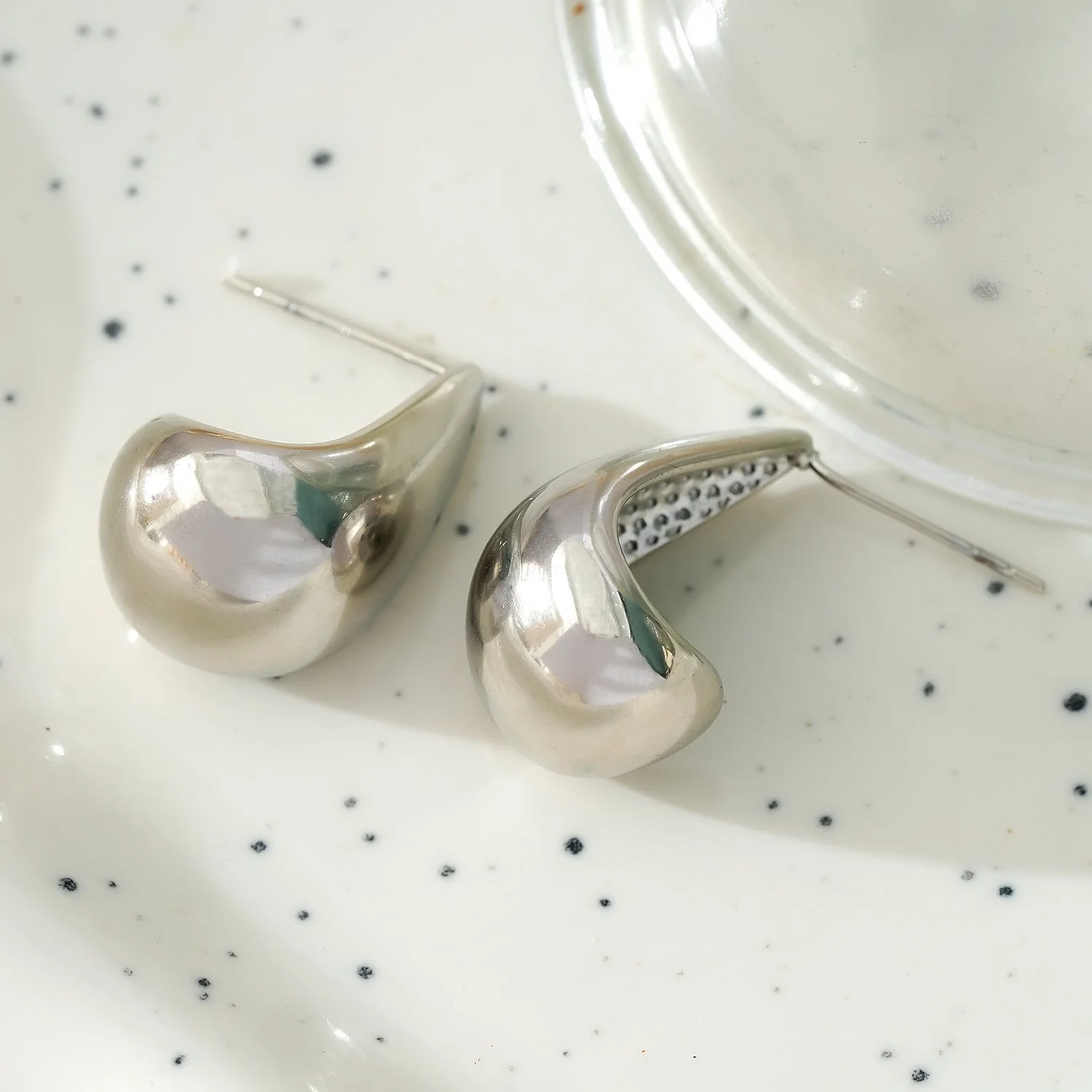 FORIA White Gold (Silver Tone): Chunky Look Light Weight Tear Drop Stud Earrings - Statement of Confidence - Image 4
