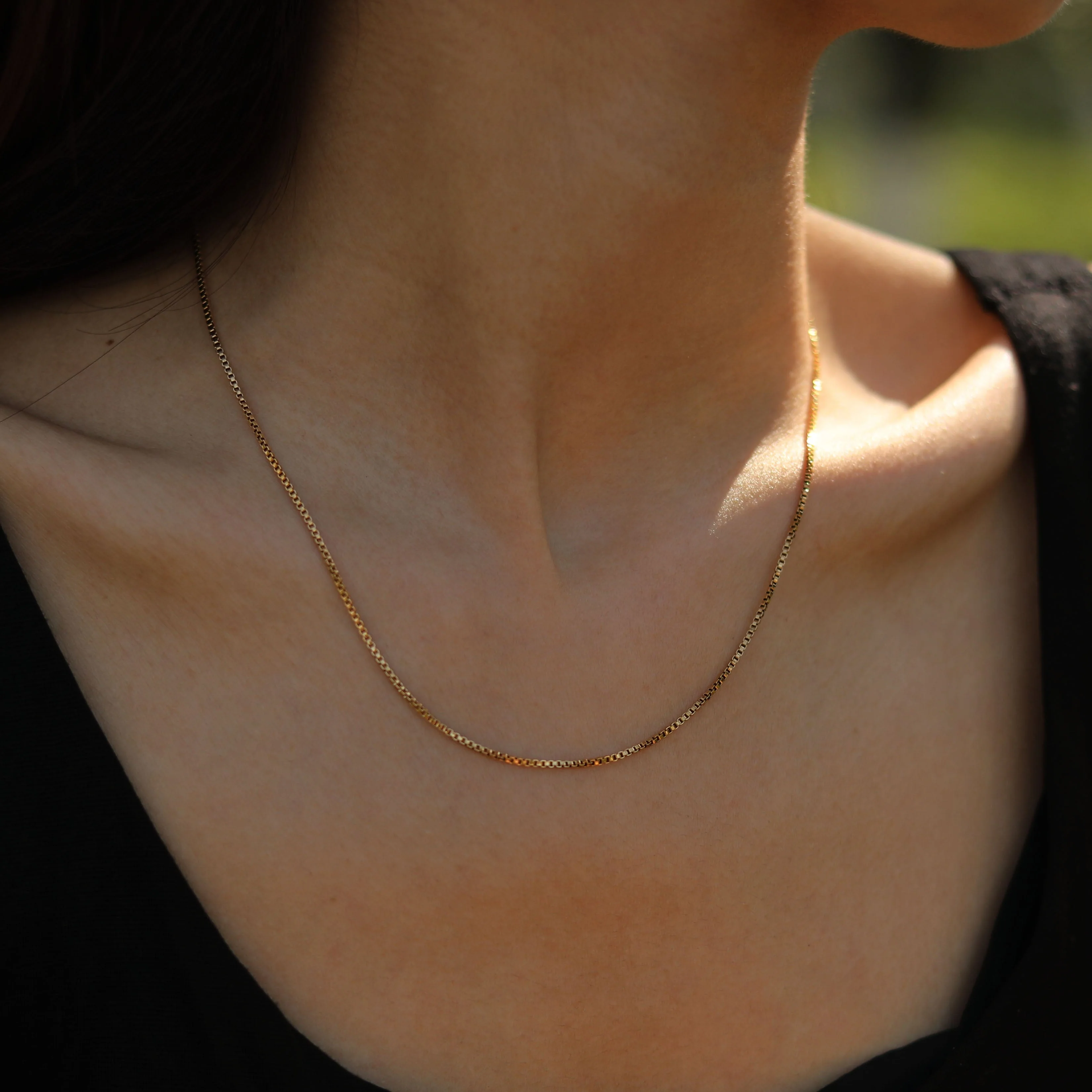 INGA: Mini-Box Chain Necklace in Gold - Image 3