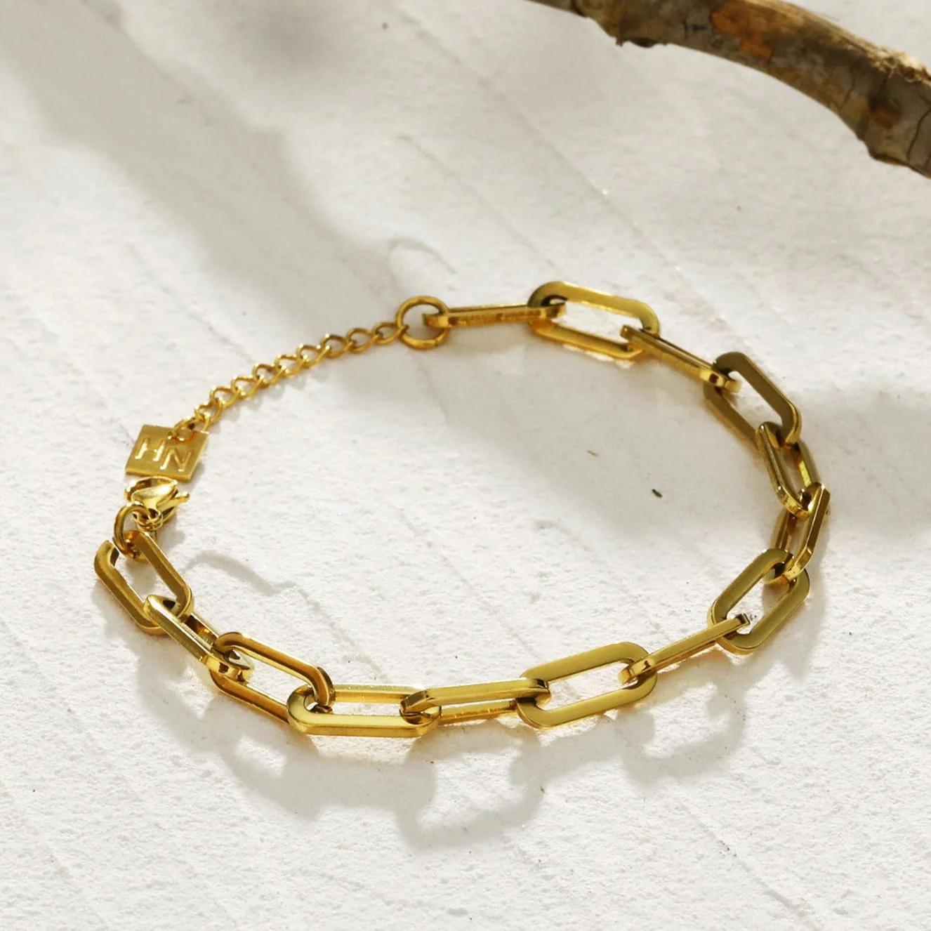 JACKI Contemporary Paper Clip Gold Bracelet - Image 3
