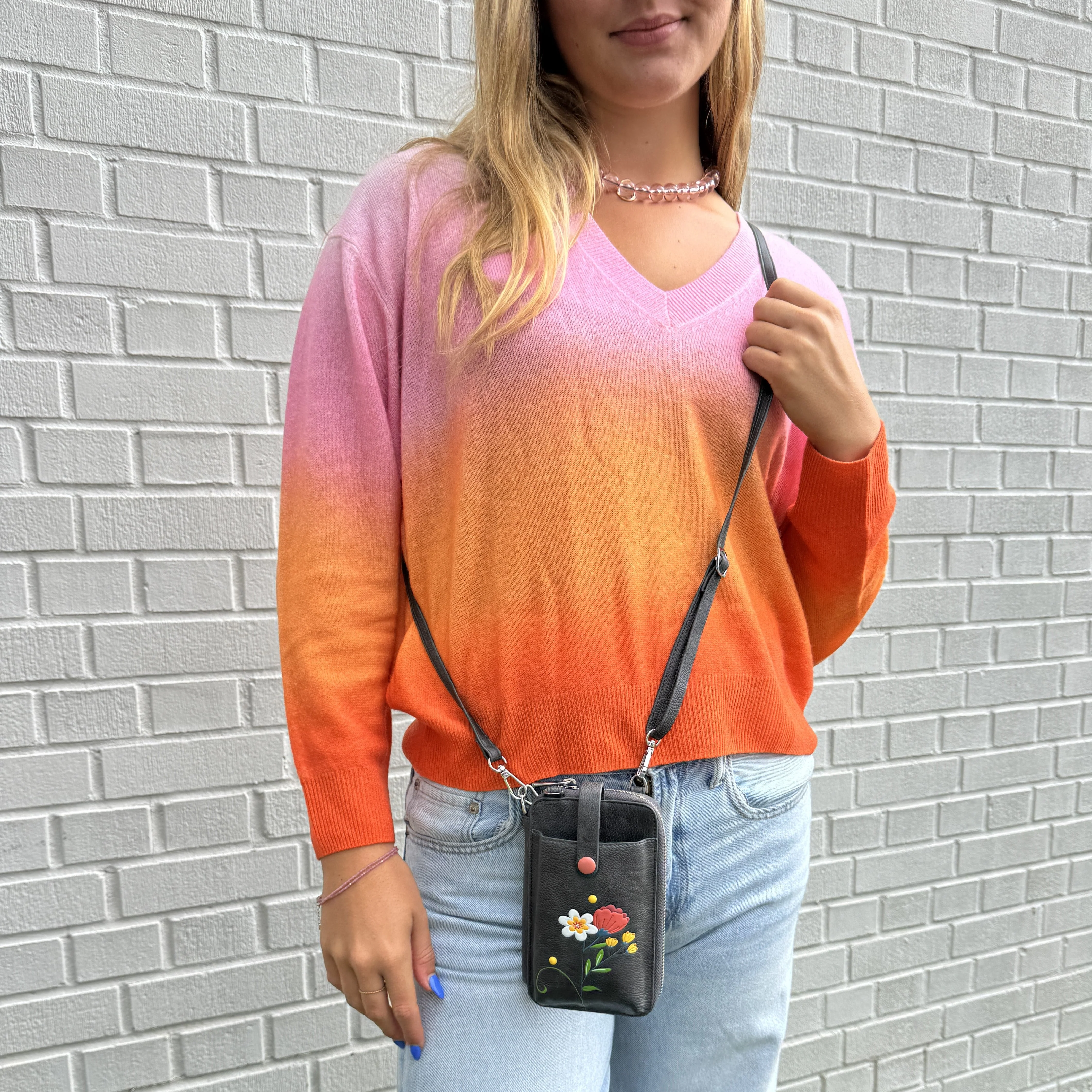 Jasmine Smartphone Pouch - Image 4