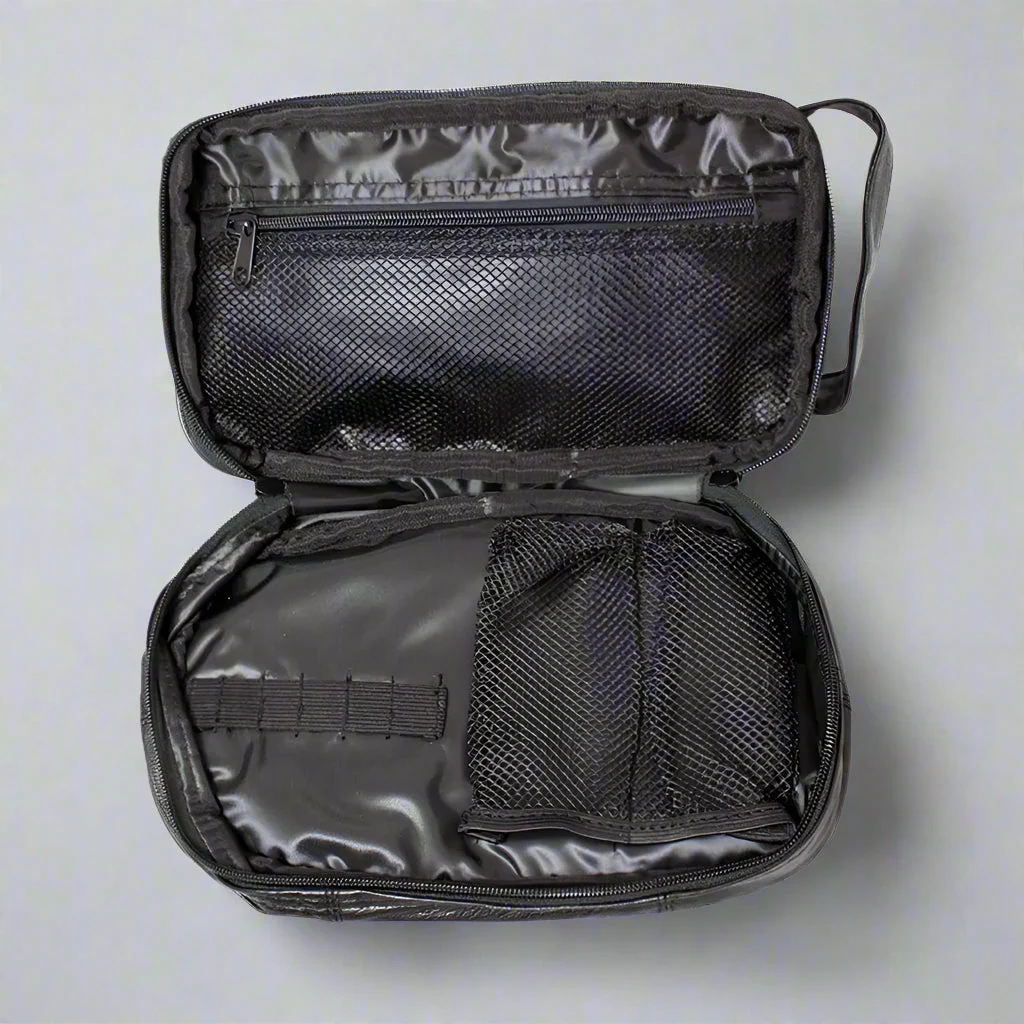 JBG International Leather Toiletry Bag - Image 3
