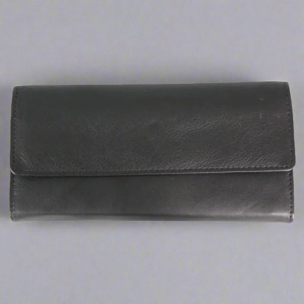 JBG International Women's Wing Flap Trifold Leather Wallet - Image 4