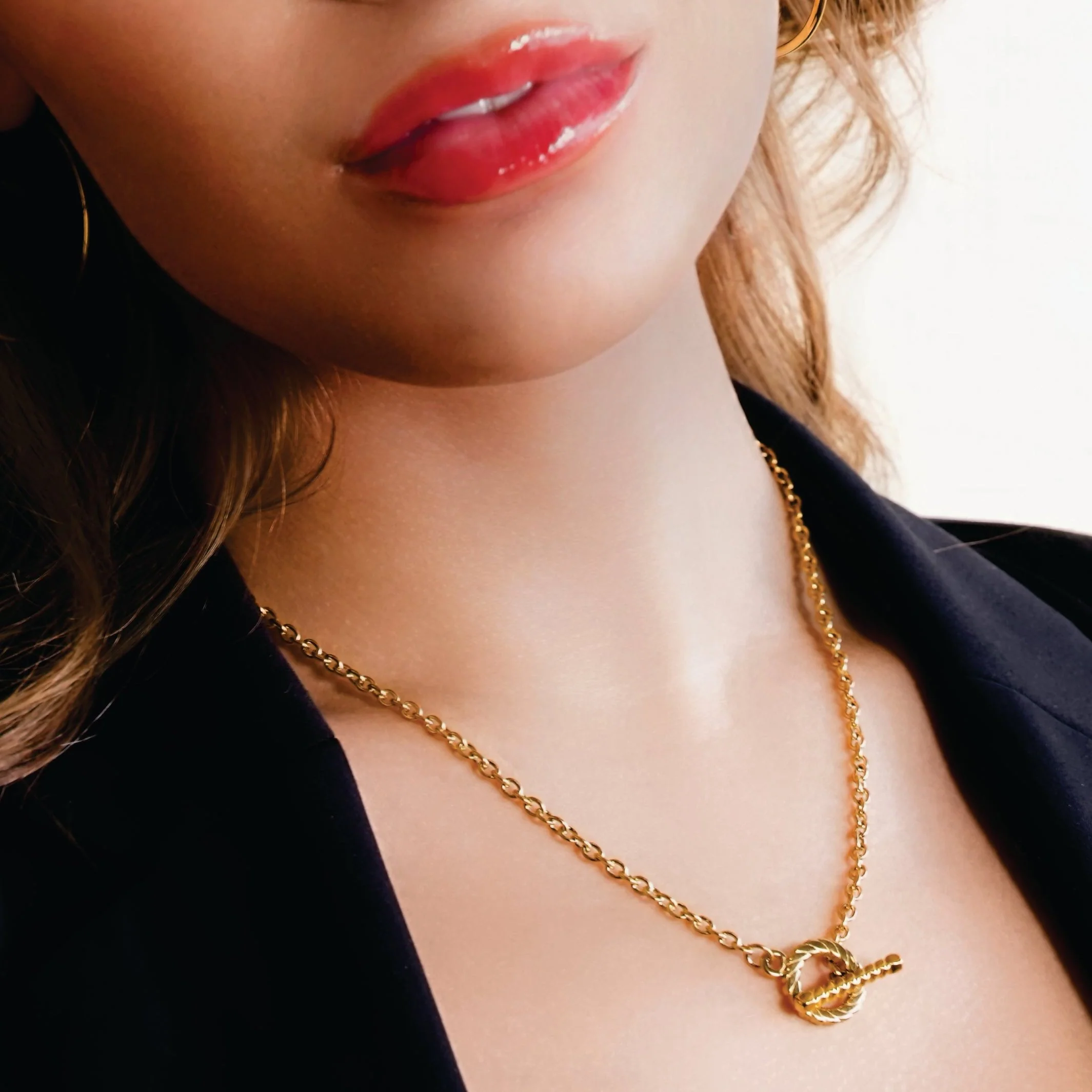 KETCHIGAN Gold: Classic Chain with Textured T-Bar & Ring Pendant Necklace - Image 2