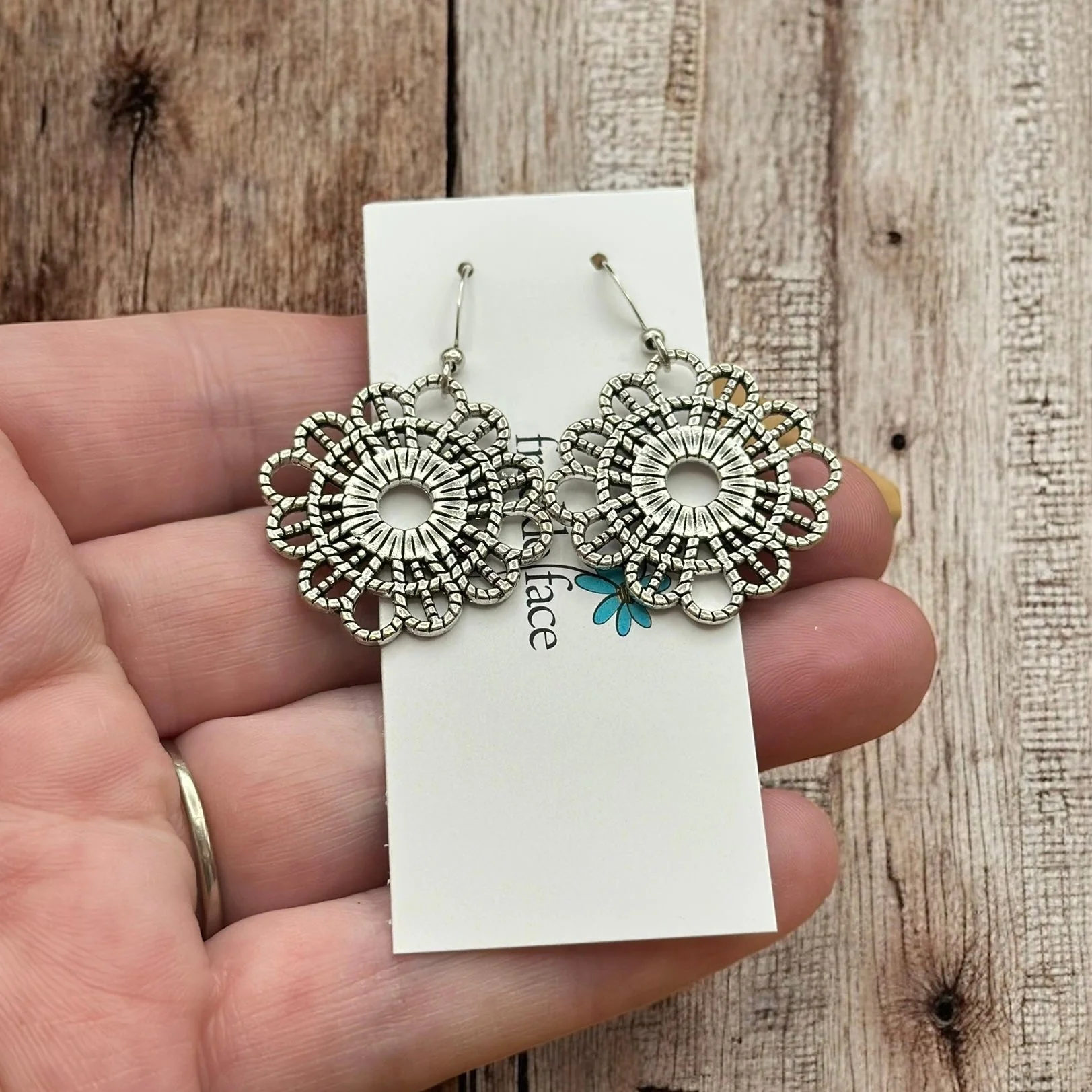 Lace Textured Earrings - Image 7